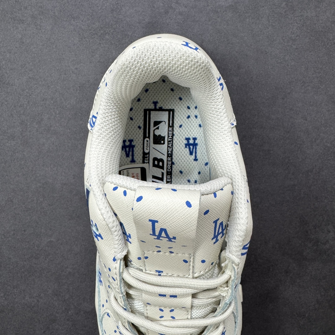 图片[7]-【纯原特价】MLB Chunky Dia Monogram 复古印花老爹鞋 后跟加厚 呵护脚后跟 立体保护软绵鞋口 轻松穿脱不磨脚 鞋头安全防撞包裹鞋头 符合人体结构 精心设计 行走柔软触感 鞋底耐磨性强 稳定性高 抓地更牢 不易打滑 进口纳米材质 原盒雷射防伪标 货号：3ASHMS13N 尺码：35-45-选品中心