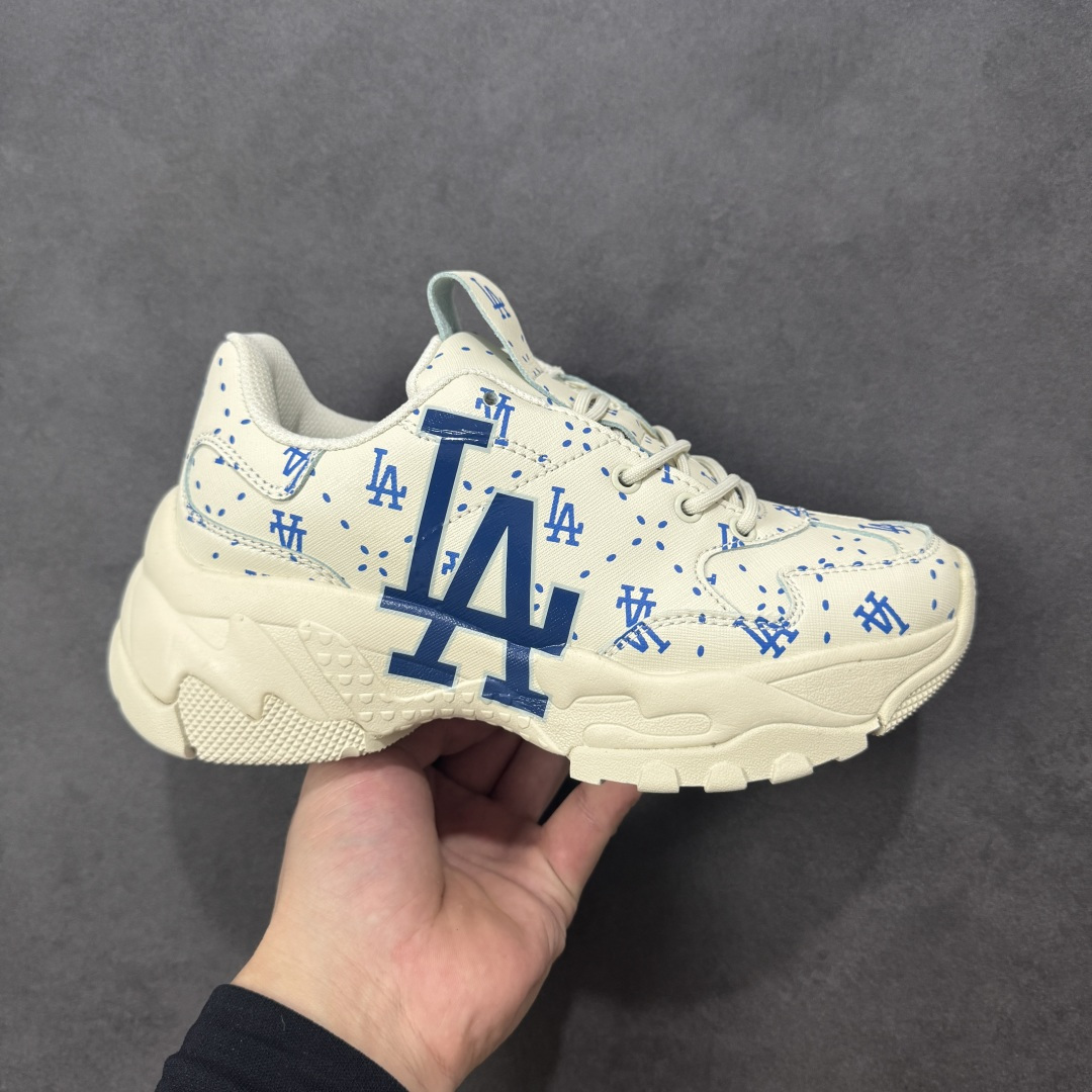 【纯原特价】MLB Chunky Dia Monogram 复古印花老爹鞋 后跟加厚 呵护脚后跟 立体保护软绵鞋口 轻松穿脱不磨脚 鞋头安全防撞包裹鞋头 符合人体结构 精心设计 行走柔软触感 鞋底耐磨性强 稳定性高 抓地更牢 不易打滑 进口纳米材质 原盒雷射防伪标 货号：3ASHMS13N 尺码：35-45-选品中心