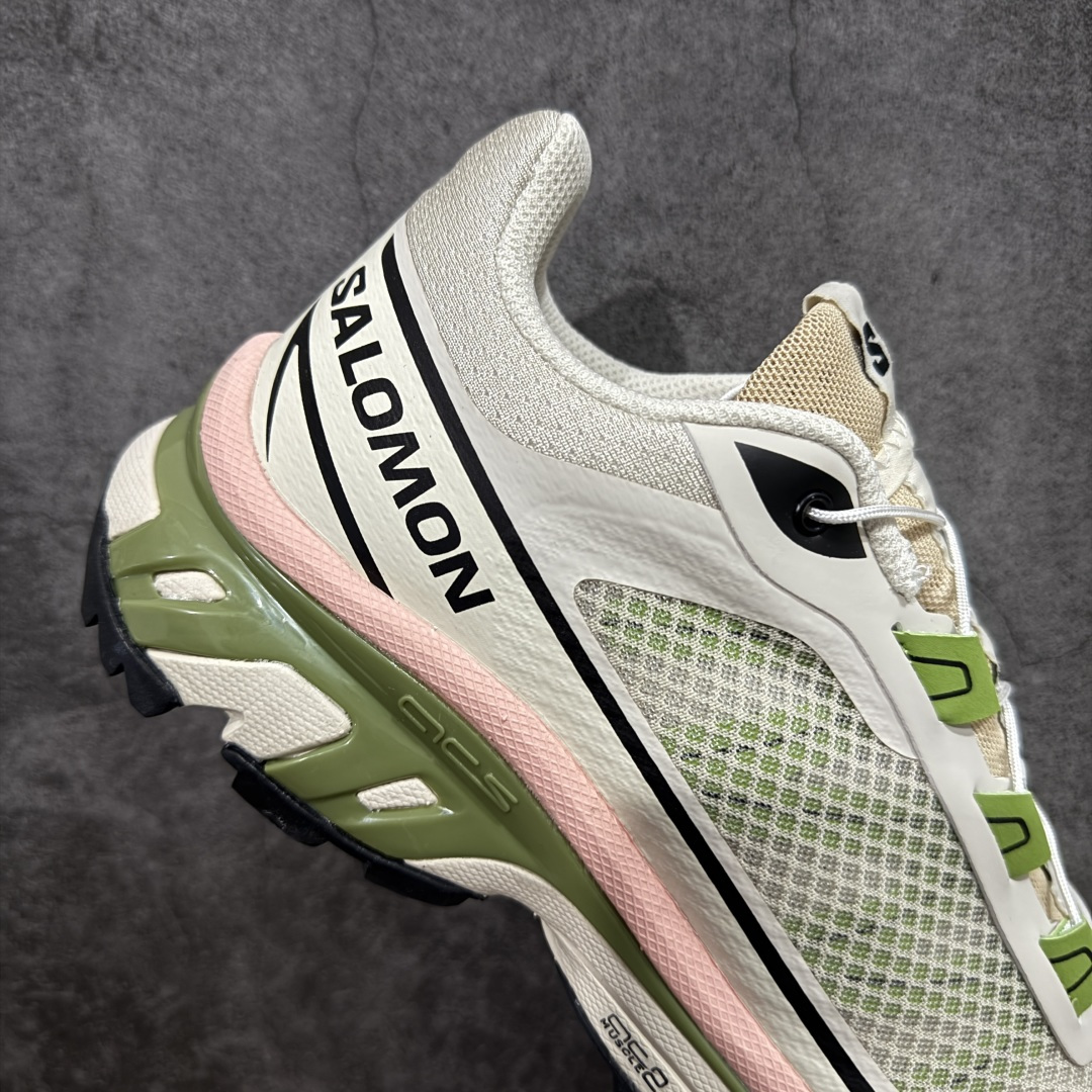 图片[7]-【PK升级版】SALOMON XT-6 FT 萨洛蒙潮流越野机能户外功能鞋 417424 全新版本出货 好货不怕晚 品质 细节 材料都是肉眼可以见！ 售前售后也是其它工厂无法匹敌！ 纯原外贸平台特供订单 耗时半年巨作 全套原纸板楦头开发 原厂特供网布配套加持 确保原汁原味 完美呈现版型 原档数据独家私模五层组合大底 原装Ortholite轻量化鞋垫 中底布带钢印编号 原厂TPU锁扣 进口港宝加持 后跟自然饱满 还原公司包裹性 鞋面以“锯齿”状的包裹系统呈现 在基色底之下加入了各种色点缀 将公司的最新技术和时尚前卫的造型融入耐用的长跑款式中 鞋面由 TPU 薄膜制成 并焊接在高耐磨网眼上 使其既时尚又坚固 由 ACS底盘支撑 可增强稳定性和支撑力 以及由橡胶凸耳 Contragrip外底覆盖的 EVA 缓冲中底 旨在应对崎岖的地形 鞋舌上的彩色Salomon 标签、Quicklace 系统以及鞋头、鞋舌和鞋跟上的附加品牌使细节更加完美 让穿着者可以轻松驾驭户外与通勤下的任何运动生活场景 无缝鞋身户外随意纵横 颜值与脚感兼备 出街通勤 绝对非常吸睛 你值得拥有 尺码：36 36.5 37.5 38 38.5 39 40 40.5 41 42 42.5 43 44 44.5 45-选品中心