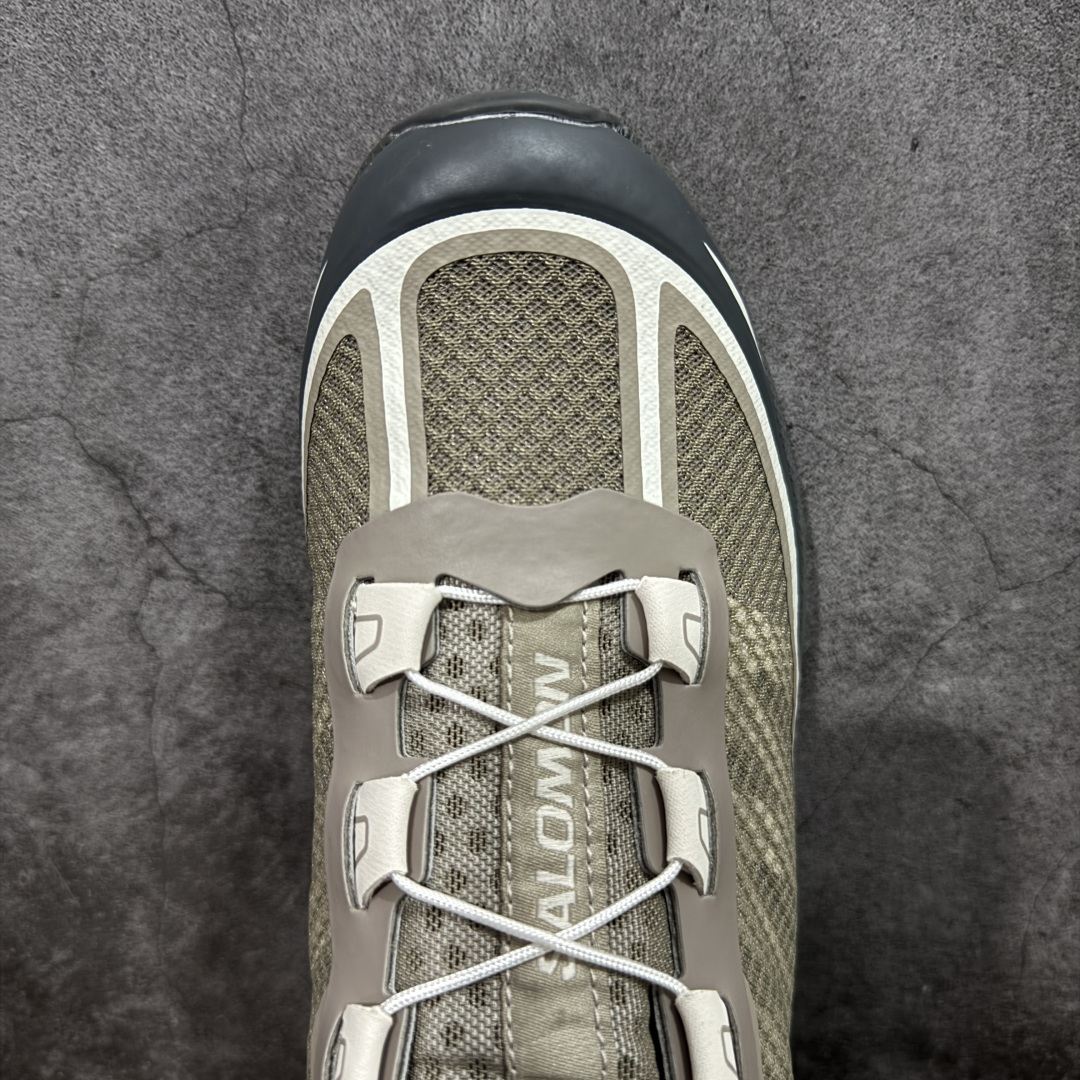 图片[5]-【PK升级版】SALOMON XT-6 FT 萨洛蒙潮流越野机能户外功能鞋 471513 全新版本出货 好货不怕晚 品质 细节 材料都是肉眼可以见！ 售前售后也是其它工厂无法匹敌！ 纯原外贸平台特供订单 耗时半年巨作 全套原纸板楦头开发 原厂特供网布配套加持 确保原汁原味 完美呈现版型 原档数据独家私模五层组合大底 原装Ortholite轻量化鞋垫 中底布带钢印编号 原厂TPU锁扣 进口港宝加持 后跟自然饱满 还原公司包裹性 鞋面以“锯齿”状的包裹系统呈现 在基色底之下加入了各种色点缀 将公司的最新技术和时尚前卫的造型融入耐用的长跑款式中 鞋面由 TPU 薄膜制成 并焊接在高耐磨网眼上 使其既时尚又坚固 由 ACS底盘支撑 可增强稳定性和支撑力 以及由橡胶凸耳 Contragrip外底覆盖的 EVA 缓冲中底 旨在应对崎岖的地形 鞋舌上的彩色Salomon 标签、Quicklace 系统以及鞋头、鞋舌和鞋跟上的附加品牌使细节更加完美 让穿着者可以轻松驾驭户外与通勤下的任何运动生活场景 无缝鞋身户外随意纵横 颜值与脚感兼备 出街通勤 绝对非常吸睛 你值得拥有 尺码：36 36.5 37.5 38 38.5 39 40 40.5 41 42 42.5 43 44 44.5 45-选品中心