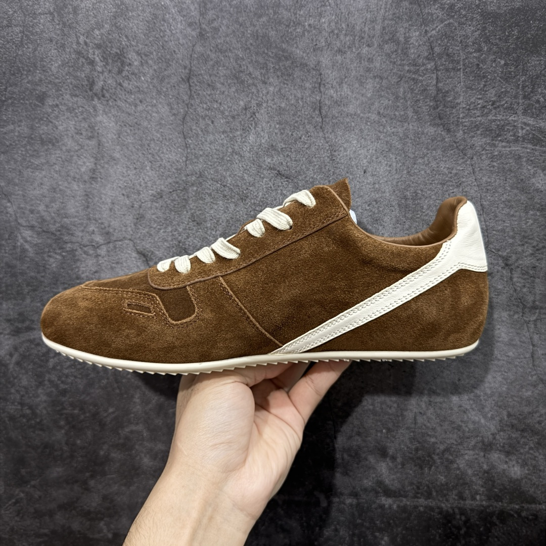 图片[2]-【佛山超A版】2025 Rick Owens Minimal 欧文斯新款情侣款复古板鞋黑暗系 休闲运动鞋 原版购入开发 做货 掌握时尚的默契，采用全粒面小牛皮，散发出品质与独特设计的高级光芒。每一寸的小牛皮，都是奢华的代名词，触感柔软，充满贵族气息。这不仅仅是一款材质，更是对时尚品位的完美追求。搭配你的潮流穿搭，瞬间让整体品质提升。 鞋面：原版定制进口反绒皮➕粒面小牛皮 内里：进口丝绸羊皮 大底：原版开模橡胶大底 尺码：39-45-选品中心