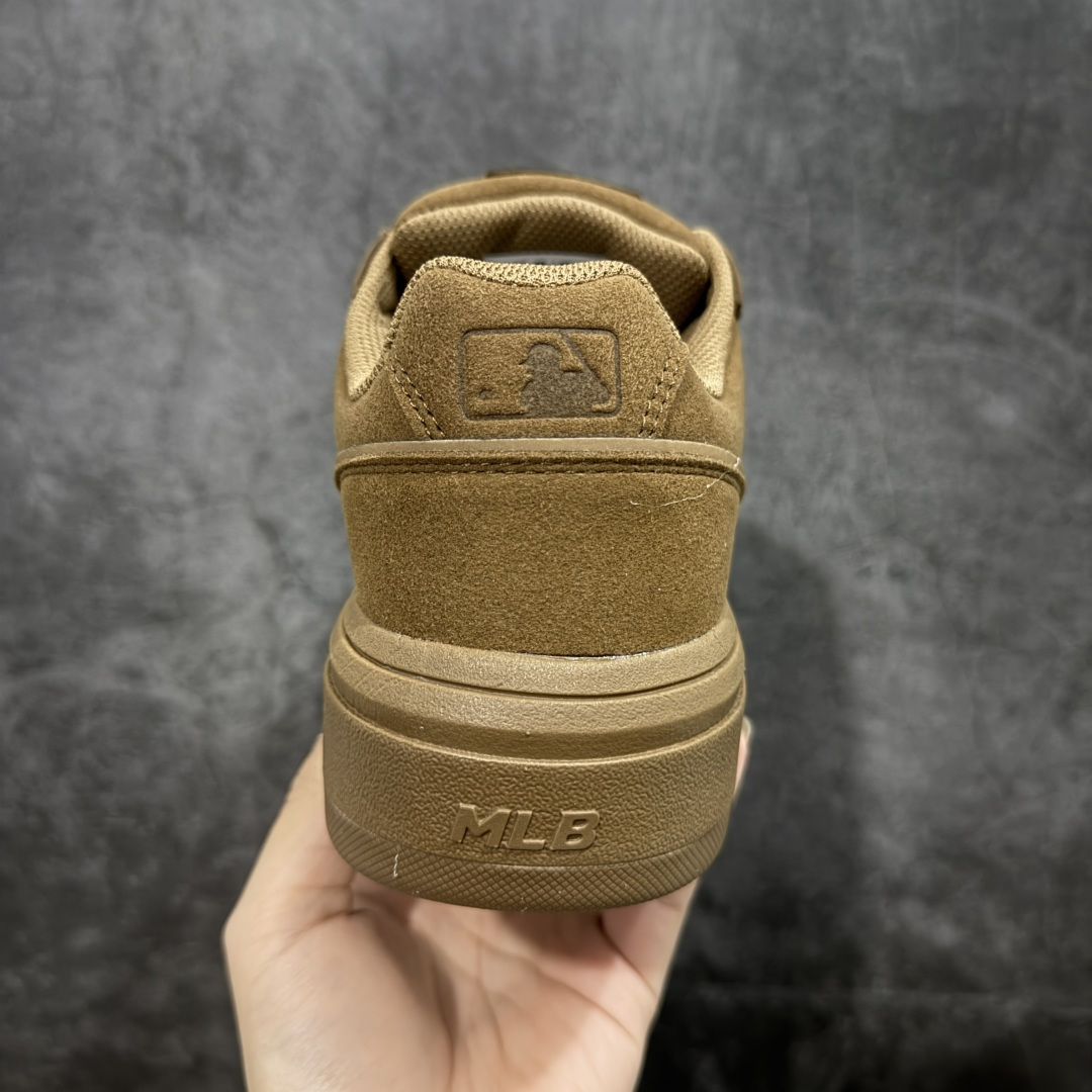 图片[4]-【纯原升级版】韩国洋基队NY大标潮流老爹鞋 MLB小白鞋市面上唯一顶级纯原版本 原材料打造 原楦原档案数据开发版型 完美鞋头弧度/后套收口效果🆚市面文案版本‼️ 原厂立体填充鞋舌海绵 中底注胶孔原数据开发模具大底 原厂转印标 保证不掉字 内增高6cm 原厂1：1模具开发 原厂进口纳米材质 原厂 全套手提袋 原盒雷射防伪标包装 天猫订单品质 官网尺码35 36 36.5 37.5 38 38.5 39 40 40.5 41 42 42.5 43 44 45-选品中心