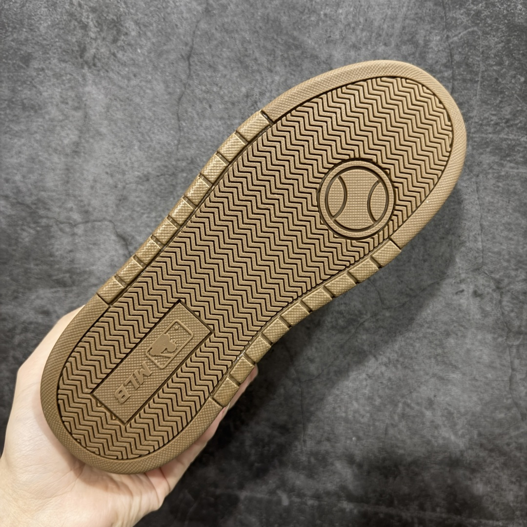 图片[9]-【纯原升级版】韩国洋基队NY大标潮流老爹鞋 MLB小白鞋市面上唯一顶级纯原版本 原材料打造 原楦原档案数据开发版型 完美鞋头弧度/后套收口效果🆚市面文案版本‼️ 原厂立体填充鞋舌海绵 中底注胶孔原数据开发模具大底 原厂转印标 保证不掉字 内增高6cm 原厂1：1模具开发 原厂进口纳米材质 原厂 全套手提袋 原盒雷射防伪标包装 天猫订单品质 官网尺码35 36 36.5 37.5 38 38.5 39 40 40.5 41 42 42.5 43 44 45-选品中心