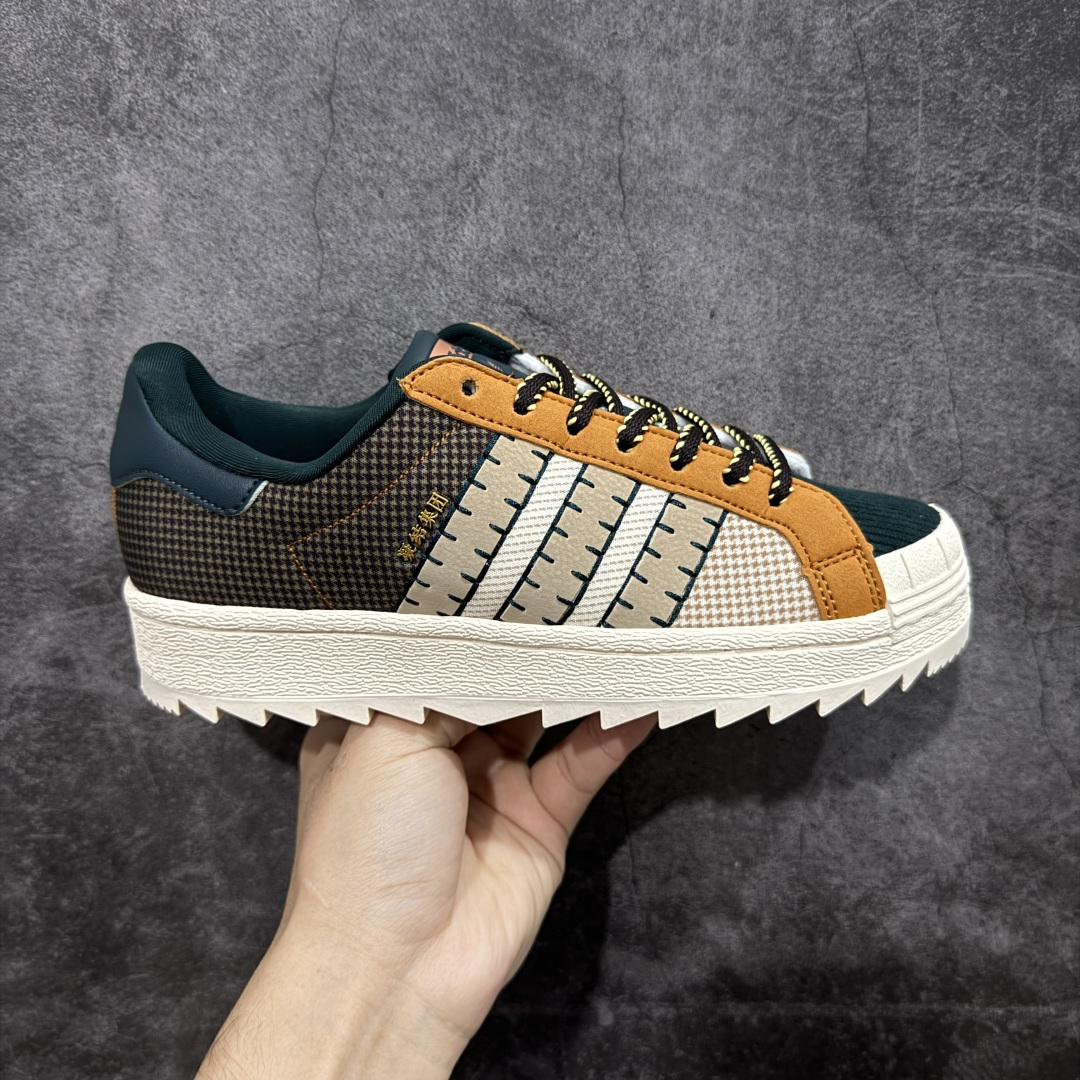 【公司级】 CLOT x adidas originals SUPERSTAR PATCHWORK 舒适百搭 鸳鸯 生活休闲鞋 男女同款 米棕 Adidas Originals Superstar 冠希联名 贝壳头休闲板鞋 独家控货 平台正单 全鞋百分百原材料 全鞋电脑针车 Logo针车间距针数原版一致 皮料切割冲裁零瑕疵 原鞋一致含胶量大底 原盒中文内外标 大几率过验 不对比市面只对比原鞋 只服务最高端市 货号：JR6490 尺码：35 36 36.5 37 38 38.5 39 40 40.5 41 42 42.5 43 44 45-选品中心