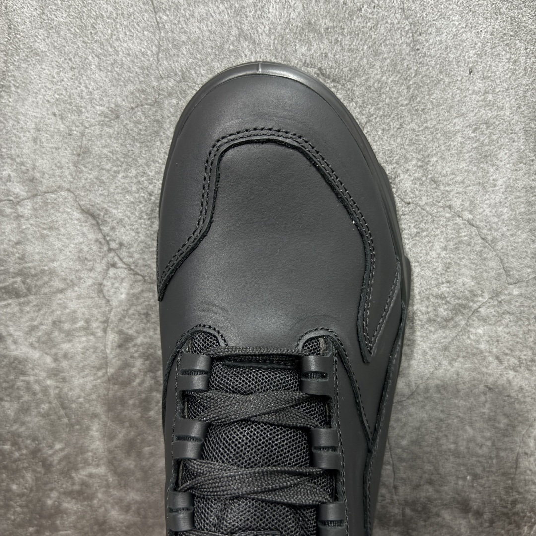 图片[5]-【公司级】ECCO爱步跑步鞋百搭舒适 秋冬新款厚底休闲运动鞋男鞋 灵动系列 黄景瑜同款 品质牛皮鞋面，轻盈柔韧 具有良好的透气性 细腻柔软 简约系带设计 可自由调节松紧 贴合脚型 PU泡沫橡胶大底 抓地力强 具有良好的防滑耐磨性 时尚简约 休闲百搭 尺码：39 40 41 42 43 44 （皮鞋码）-选品中心