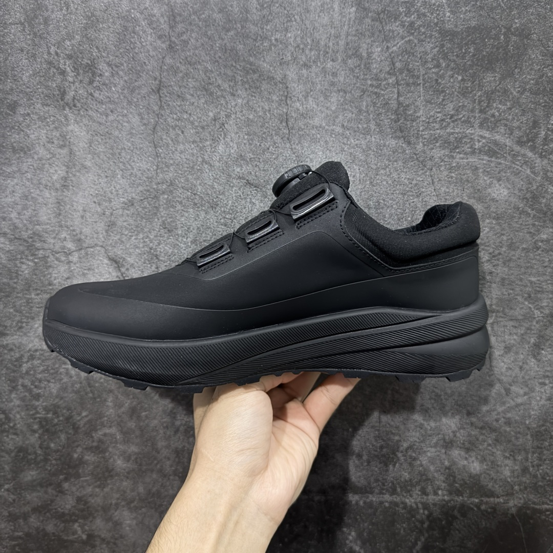 图片[2]-【公司级】DESCENTE BOA 迪桑特缓时尚休闲运动覆盖防水男子越野跑鞋 内里加绒 官方同步 正确细节 正确白色标 正确米其林大底 区别市场错版 适合技术路线单日徒步穿着 aeriosflgtx鞋受到长途野外跑步鞋的启发，适合在变化的地形上进行快速轻快的徒步旅行穿着，舒适而有支撑性，使您充满信心。 该设计与脚部融为一体，可最大限度地减少摩擦，鞋面gore-tex保护膜具有超强防水效果，采用gore隐形适体(invisiblefit)技术，更轻薄舒适。鞋子鞋外底结构vibram®橡胶化合材料，防滑耐磨耐用，tpu鞋头可防磨损，压缩eva泡沫内底以及一体的tpu铁芯提高了灵活性和稳定性。这是一款集功能，户外，颜值于一体的超强登山鞋，强烈推荐💪🏻 尺码： 39-45-选品中心