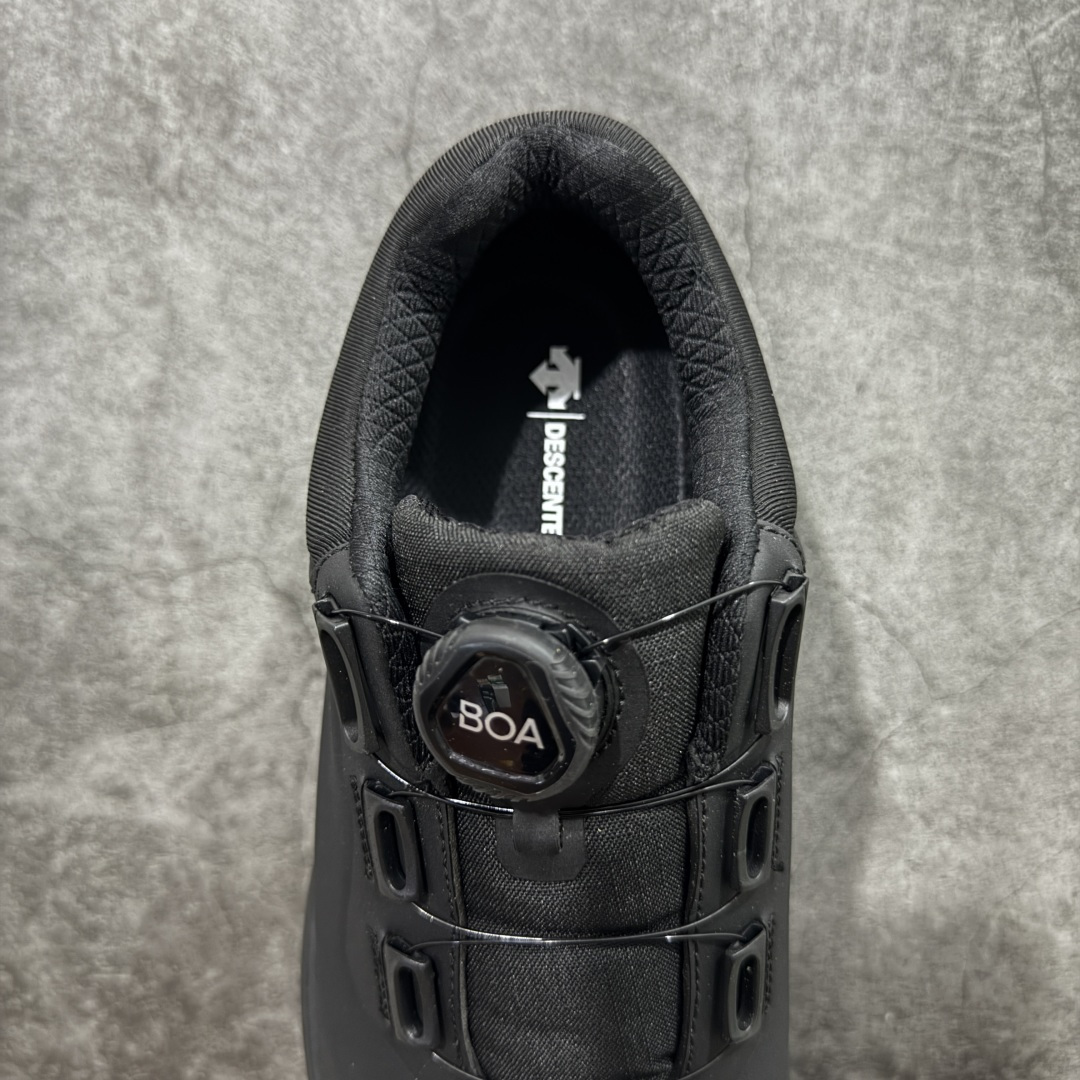 图片[8]-【公司级】DESCENTE BOA 迪桑特缓时尚休闲运动覆盖防水男子越野跑鞋 内里加绒 官方同步 正确细节 正确白色标 正确米其林大底 区别市场错版 适合技术路线单日徒步穿着 aeriosflgtx鞋受到长途野外跑步鞋的启发，适合在变化的地形上进行快速轻快的徒步旅行穿着，舒适而有支撑性，使您充满信心。 该设计与脚部融为一体，可最大限度地减少摩擦，鞋面gore-tex保护膜具有超强防水效果，采用gore隐形适体(invisiblefit)技术，更轻薄舒适。鞋子鞋外底结构vibram®橡胶化合材料，防滑耐磨耐用，tpu鞋头可防磨损，压缩eva泡沫内底以及一体的tpu铁芯提高了灵活性和稳定性。这是一款集功能，户外，颜值于一体的超强登山鞋，强烈推荐💪🏻 尺码： 39-45-选品中心