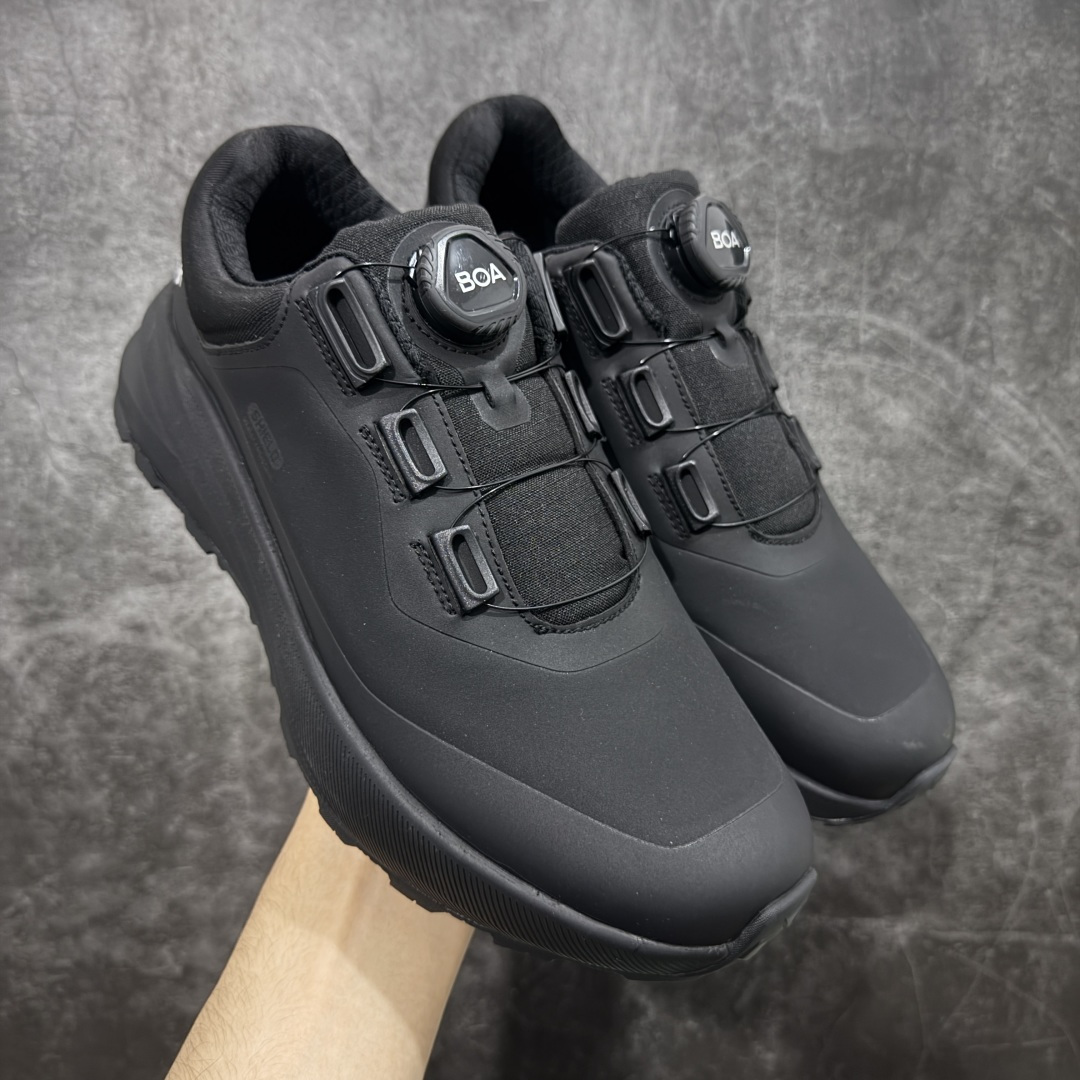 【公司级】DESCENTE BOA 迪桑特缓时尚休闲运动覆盖防水男子越野跑鞋 内里加绒 官方同步 正确细节 正确白色标 正确米其林大底 区别市场错版 适合技术路线单日徒步穿着 aeriosflgtx鞋受到长途野外跑步鞋的启发，适合在变化的地形上进行快速轻快的徒步旅行穿着，舒适而有支撑性，使您充满信心。 该设计与脚部融为一体，可最大限度地减少摩擦，鞋面gore-tex保护膜具有超强防水效果，采用gore隐形适体(invisiblefit)技术，更轻薄舒适。鞋子鞋外底结构vibram®橡胶化合材料，防滑耐磨耐用，tpu鞋头可防磨损，压缩eva泡沫内底以及一体的tpu铁芯提高了灵活性和稳定性。这是一款集功能，户外，颜值于一体的超强登山鞋，强烈推荐💪🏻 尺码： 39-45-选品中心