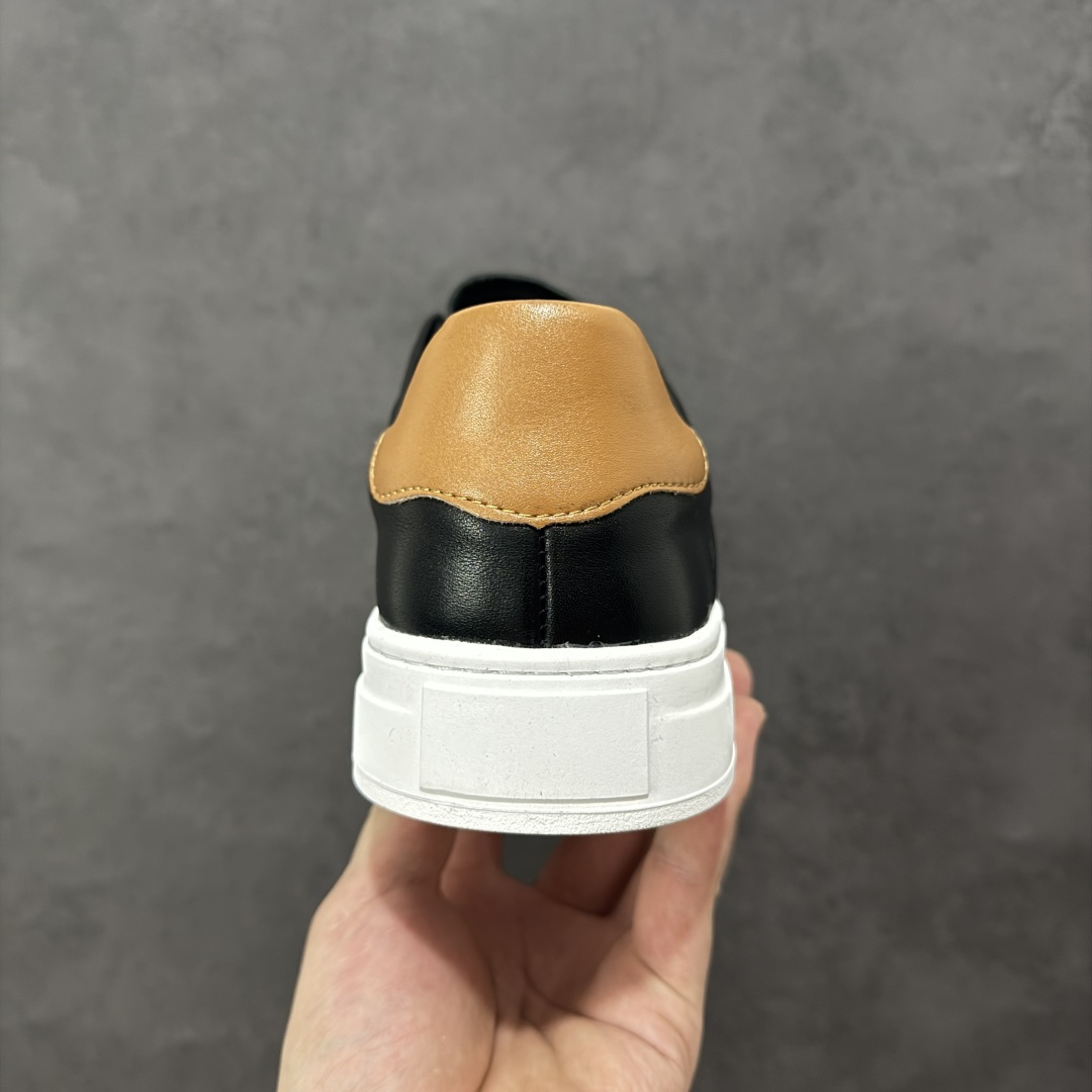 图片[4]-【公司级】Ecco 爱步 2022新款柔酷7号系列低帮百搭休闲板鞋 #黄景瑜同款 专柜热销款 1：1复刻 纯手工打造 质感妥妥的 ！鞋面采用进口小牛皮+透气头层猪皮里，鞋底采用高端顶级TPR环保科技材料 磨具贴合鞋底给你不一样的缓力性能 特点 舒适 增强运动性 高端大气时尚不失稳重 值得推荐！ 货号：983257-01001 尺码：38 39 40 41 42 43 44 皮鞋码-选品中心