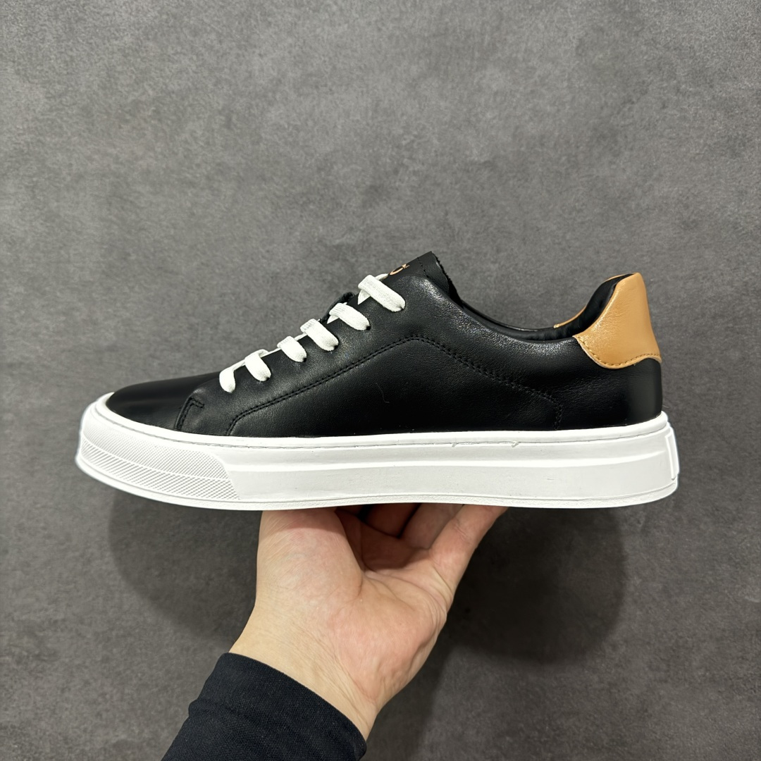 图片[2]-【公司级】Ecco 爱步 2022新款柔酷7号系列低帮百搭休闲板鞋 #黄景瑜同款 专柜热销款 1：1复刻 纯手工打造 质感妥妥的 ！鞋面采用进口小牛皮+透气头层猪皮里，鞋底采用高端顶级TPR环保科技材料 磨具贴合鞋底给你不一样的缓力性能 特点 舒适 增强运动性 高端大气时尚不失稳重 值得推荐！ 货号：983257-01001 尺码：38 39 40 41 42 43 44 皮鞋码-选品中心