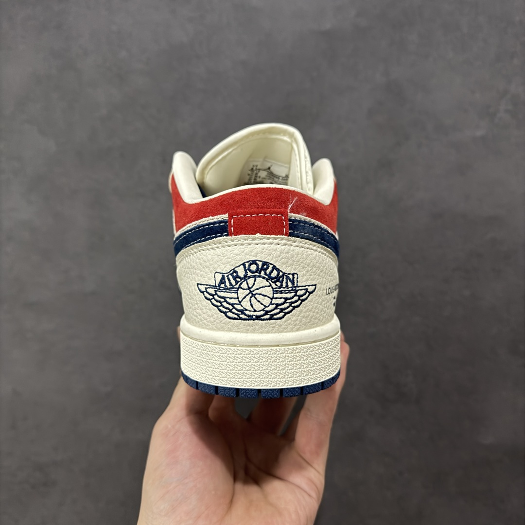 图片[4]-【定制版】高端定制Air Jordan 1 Low AJ1 乔1 “路易威登联名—米白红蓝猪八”高端定制 低帮复古篮球鞋 #定制鞋盒 大厂纯原品质出货 超高清洁度 皮料切割干净无任何毛边 细节完美 货号：LD8888-009 尺码：36 36.5 37.5 38 38.5 39 40 40.5 41 42 42.5 43 44 44.5 45 编码：HXSB330340-选品中心