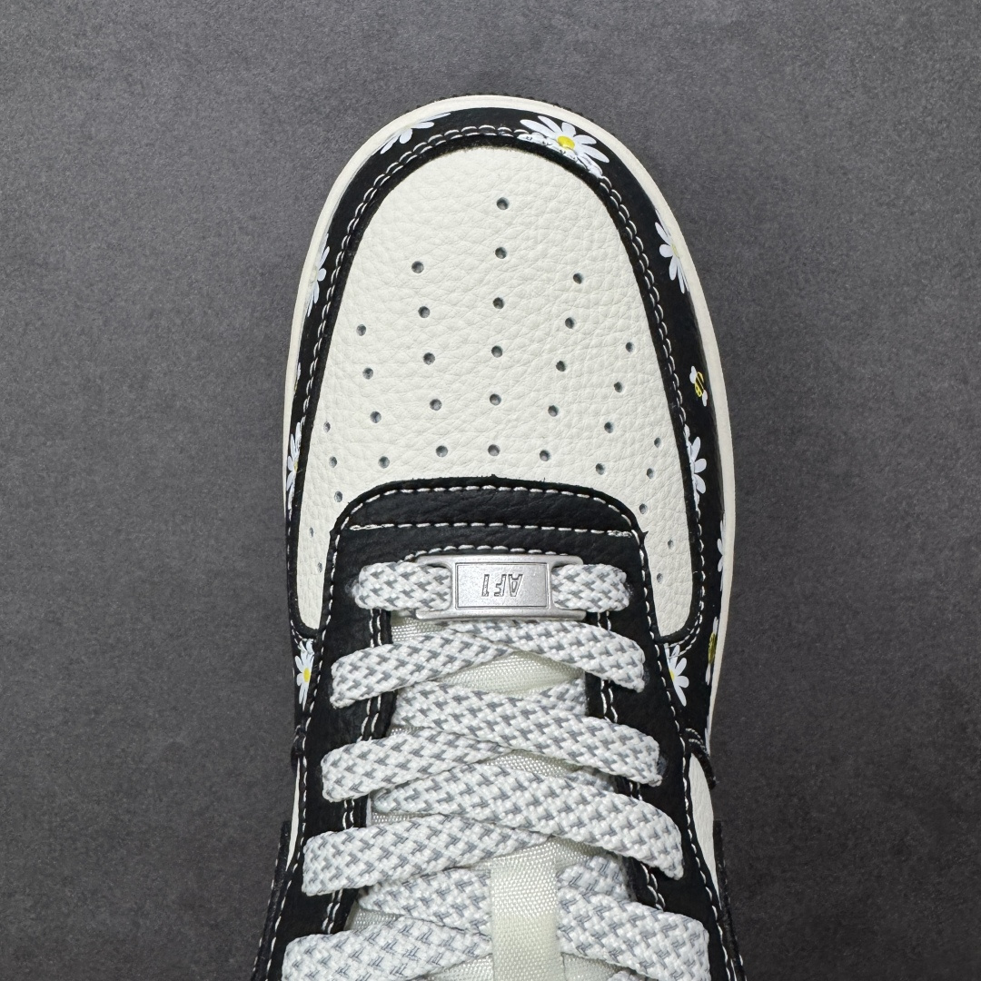 图片[8]-【定制版】Nike Air Force 1\’07 Low 小雏菊 空军一号低帮休闲板鞋  #原楦头原纸板 原装鞋盒 定制五金配件 内置全掌气垫 原厂鞋底 货号：JP8028-004  尺码：36 36.5 37.5 38 38.5 39 40 40.5 41 42 42.5 43 44 44.5 45-选品中心