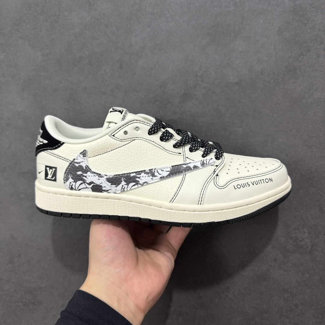 【定制版】#Louis Vuitton x Air Jordan 1 Low 定制配色 Lv联名 乔1 AJ1经典低帮休闲百搭板鞋   公司级版本 定制鞋盒 大厂流水生产 超高清洁度 皮料切割干净无任何毛边 细节完美 橡胶大底 耐磨防滑 舒适上脚 货号：XS7089-616  尺码：36 36.5 37.5 38 38.5 39 40 40.5 41 42 42.5 43 44 44.5 45 编码：HXSB330340-选品中心
