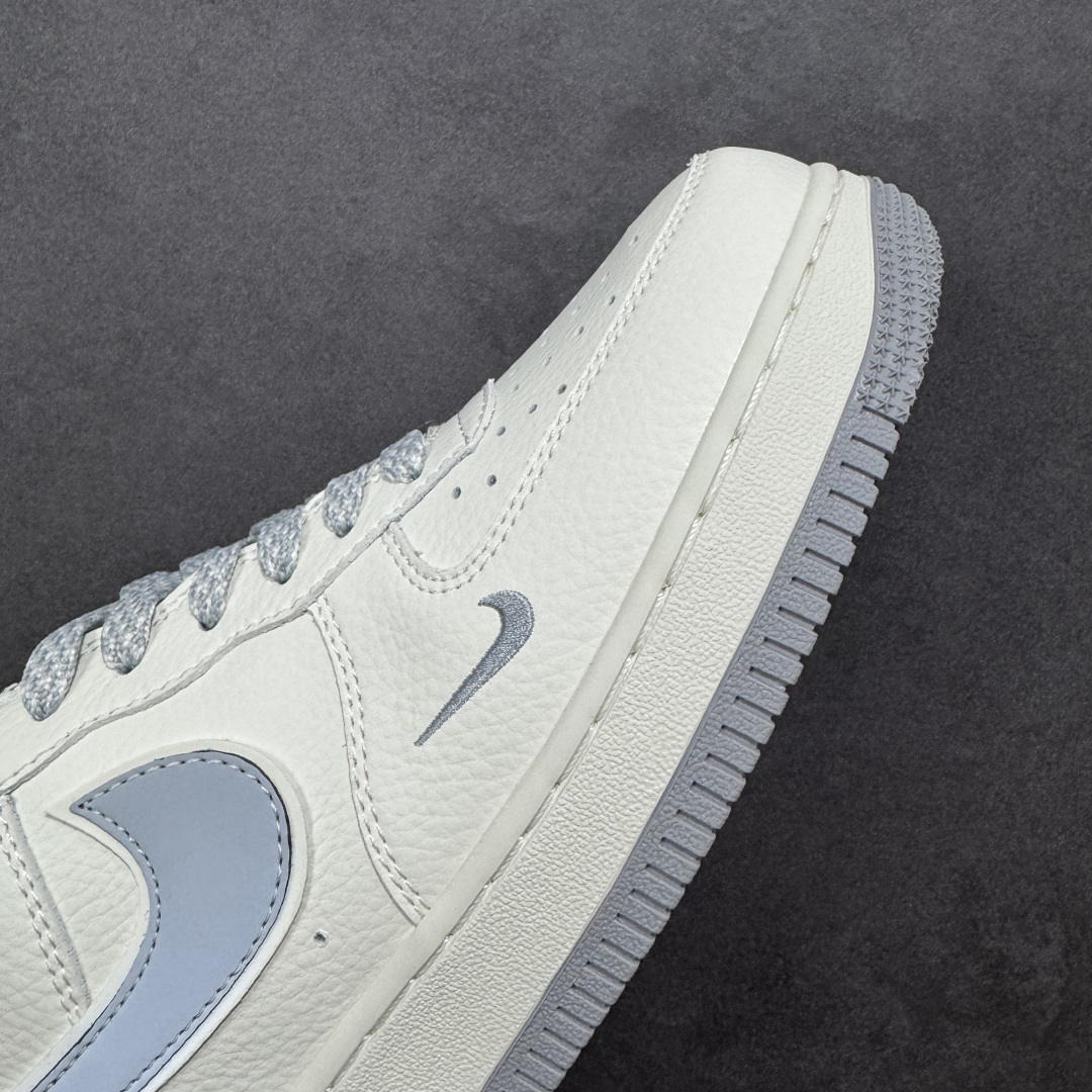 图片[5]-【定制版】Nike Air Force 1\’07 Low 灰标 空军一号低帮休闲板鞋  #原楦头原纸板 原装鞋盒 定制五金配件 内置全掌气垫 原厂鞋底 货号：CS5288-042  尺码：36 36.5 37.5 38 38.5 39 40 40.5 41 42 42.5 43 44 44.5 45-选品中心