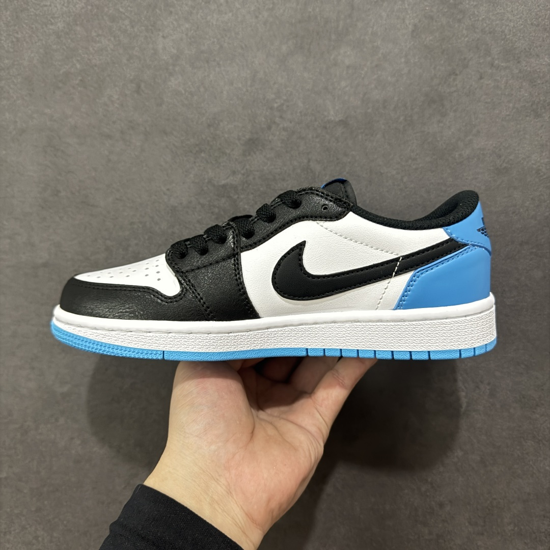 图片[2]-【H11版本】耐克Nike Air Jordan 1 AJ1经典复古经典低帮百搭文化篮球鞋 CZ0790-104 公司级真标半码制#原档案原数据开发版型#采用荔枝纹头层皮革鞋面材质#原厂立体填充鞋舌海绵#中底注胶孔及缜密中底拉帮工艺#原数据开发模具大底 尺码：35.5 36 36.5 37.5 38 38.5 39 40 40.5 41 42 42.5 43 44 44.5 45 46 47.5 编码：H11B270280-选品中心