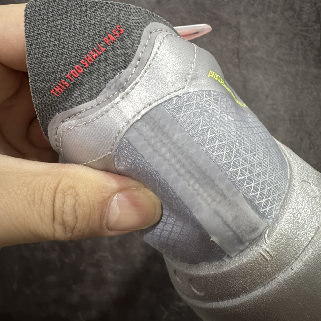 图片[2]-【NO.1纯原】Adidas Adizero Adios Pro 4 M竞训跑步鞋 银红色 JR6372 市场独一档品质 区别所有版本 原鞋购入开发数月 原材料 原档案打造 细节版型一比一 独立双层组合底私模. 搭配ENERGYRODS 2.0真碳柱，每一步都动力满满 鞋面用的是Lightlock技术，轻透又贴合，就像给脚定制的一样。 中底是全掌Lightstrike Pro泡棉，软弹感超绝 真正一比一还原真实脚感💪🏻 尺码：36 36.5 37 38 38.5 39 40 40.5 41 42 42.5 43 44 44.5 45 46-选品中心
