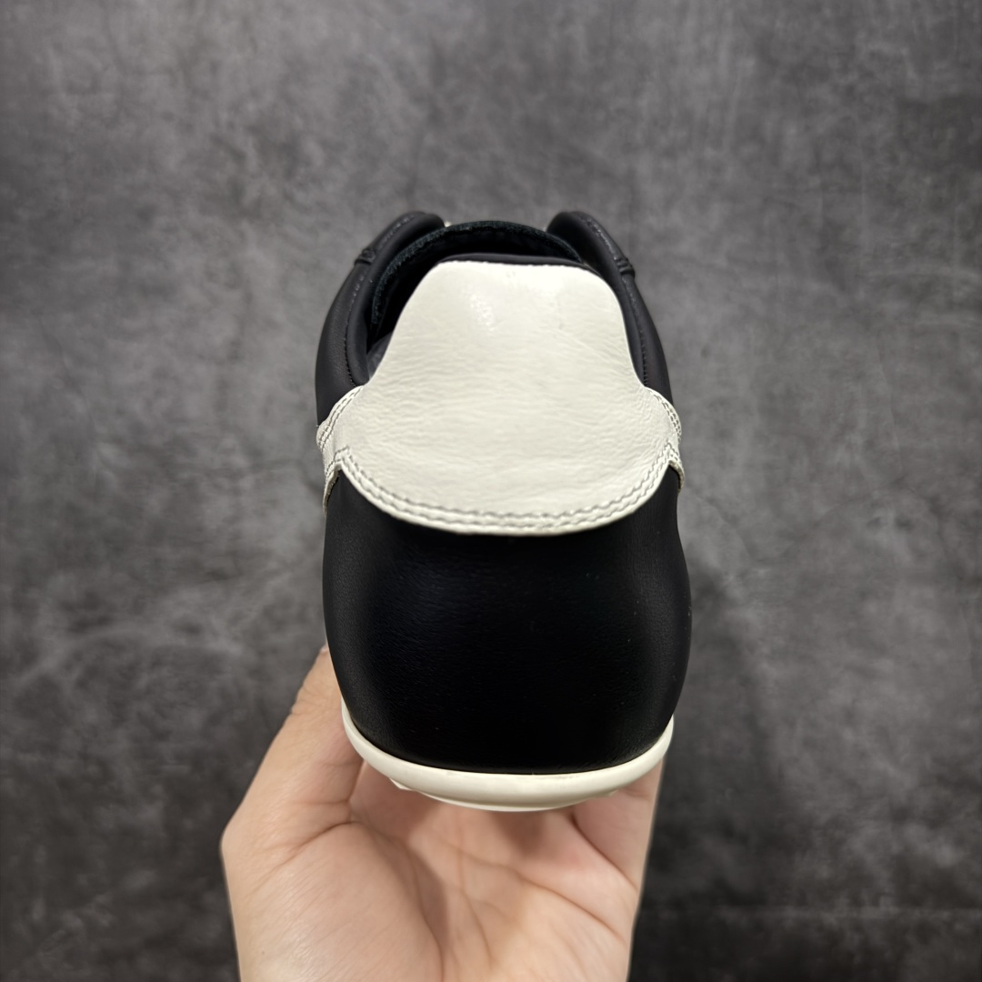 图片[4]-【佛山超A版】2025 Rick Owens Minimal 欧文斯新款情侣款复古板鞋黑暗系 休闲运动鞋 原版购入开发 做货 掌握时尚的默契，采用全粒面小牛皮，散发出品质与独特设计的高级光芒。每一寸的小牛皮，都是奢华的代名词，触感柔软，充满贵族气息。这不仅仅是一款材质，更是对时尚品位的完美追求。搭配你的潮流穿搭，瞬间让整体品质提升。 鞋面：原版定制进口反绒皮➕粒面小牛皮 内里：进口丝绸羊皮 大底：原版开模橡胶大底 尺码：39-45-选品中心