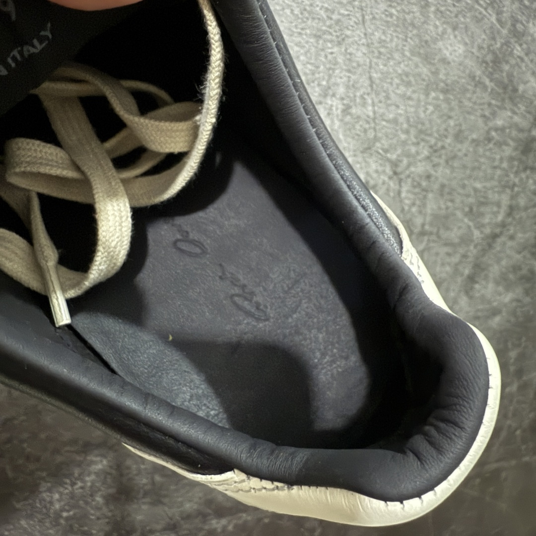 图片[6]-【佛山超A版】2025 Rick Owens Minimal 欧文斯新款情侣款复古板鞋黑暗系 休闲运动鞋 原版购入开发 做货 掌握时尚的默契，采用全粒面小牛皮，散发出品质与独特设计的高级光芒。每一寸的小牛皮，都是奢华的代名词，触感柔软，充满贵族气息。这不仅仅是一款材质，更是对时尚品位的完美追求。搭配你的潮流穿搭，瞬间让整体品质提升。 鞋面：原版定制进口反绒皮➕粒面小牛皮 内里：进口丝绸羊皮 大底：原版开模橡胶大底 尺码：39-45-选品中心