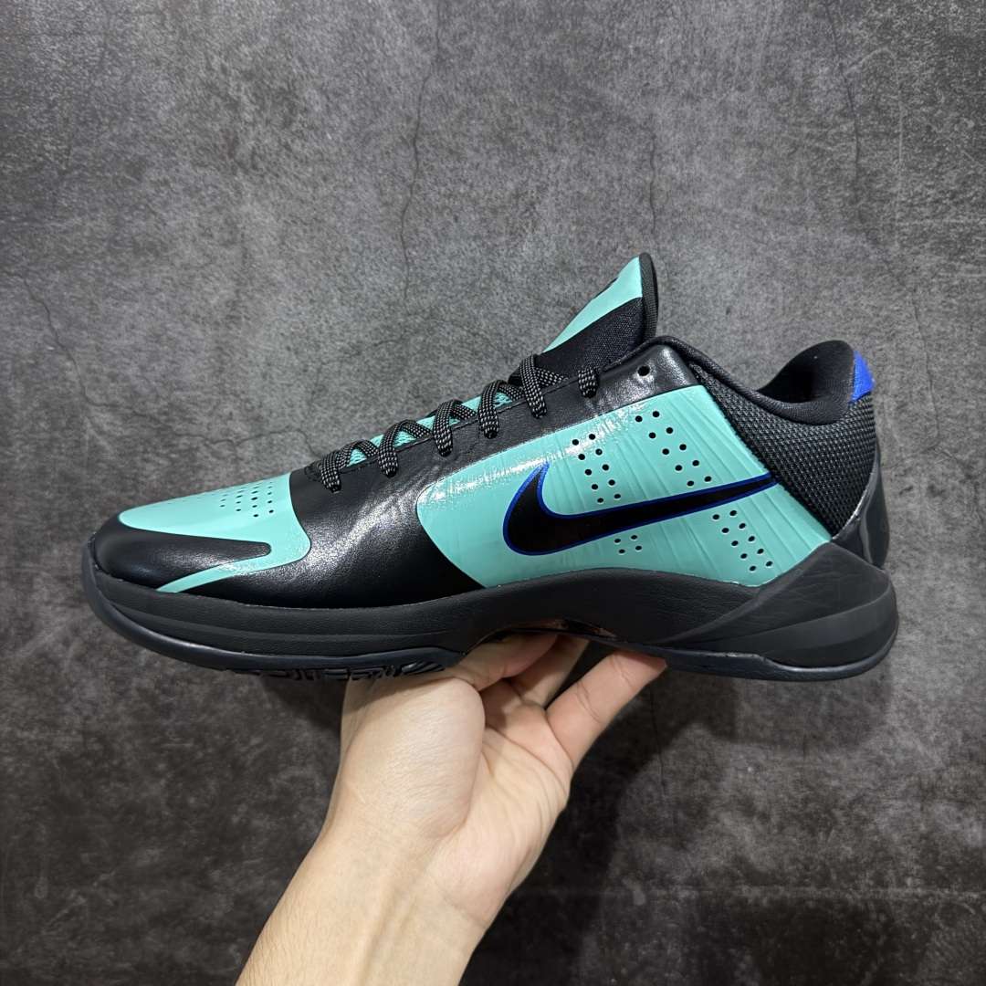 图片[2]-【S2纯原】NK Zoom Kobe ZK5 科比5代 黑绿 IH0274-300 Zoom Turbo气垫➕后掌EVA缓震 实战配置直接拉满 原楦纸板开发 鞋身流线型、后跟塑形 区分土肥圆 原档数据3D打印 鞋面细节匹配原版 全身鞋材卡料色独家定制 唯一正确喷漆SWOOSH NK专利Flyknit飞线科技，给予鞋身足够抗扭矩力 真实底模最大48.5 实战利器 专供海外市场 尺码：40 40.5 41 42 42.5 43 44 44.5 45 46 47.5 48.5 （脚宽、脚胖 建议买大半码） 编码：TT490520-选品中心