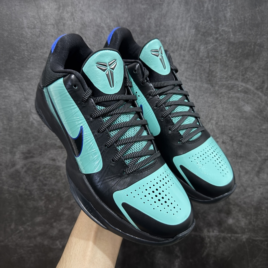 【S2纯原】NK Zoom Kobe ZK5 科比5代 黑绿 IH0274-300 Zoom Turbo气垫➕后掌EVA缓震 实战配置直接拉满 原楦纸板开发 鞋身流线型、后跟塑形 区分土肥圆 原档数据3D打印 鞋面细节匹配原版 全身鞋材卡料色独家定制 唯一正确喷漆SWOOSH NK专利Flyknit飞线科技，给予鞋身足够抗扭矩力 真实底模最大48.5 实战利器 专供海外市场 尺码：40 40.5 41 42 42.5 43 44 44.5 45 46 47.5 48.5 （脚宽、脚胖 建议买大半码） 编码：TT490520-选品中心