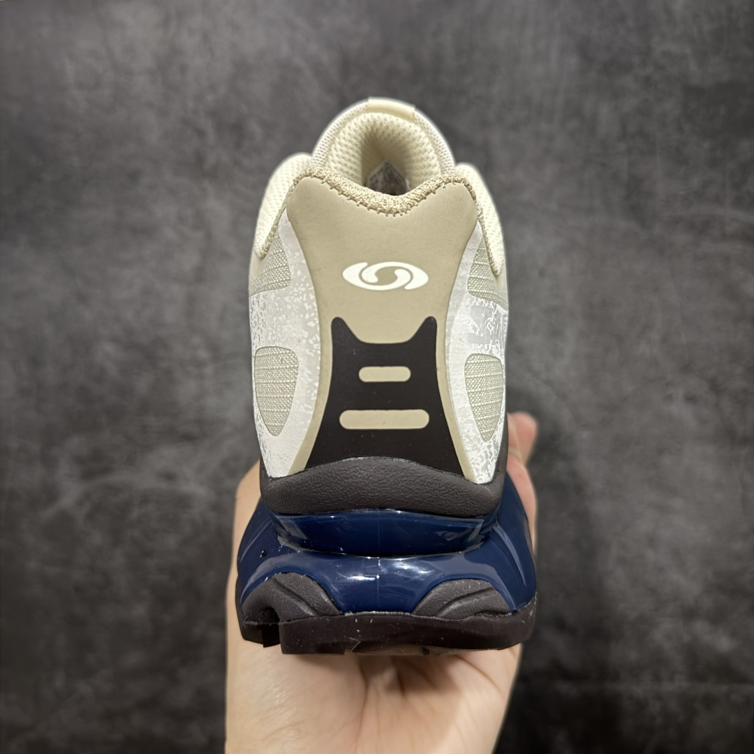 图片[4]-【莞产渠道】Salomon 萨洛蒙 XT-4 OG 复古机能跑鞋 米白棕 478770 经典户外产品 将初代XT 系列越野鞋面与重装徒步QUSET 4D中底融合呈现全新产品 鞋面拥有“SENSIFIT QUICKLACE ”双重组合 搭载 代表性的 4D ADVENCED CHASSIS 鞋底底盘 具备稳定 抓地 防护的综合特性 尺码：36 36.5 37.5 38 38.5 39 40 40.5 41 42 42.5 43 44 44.5 45-选品中心