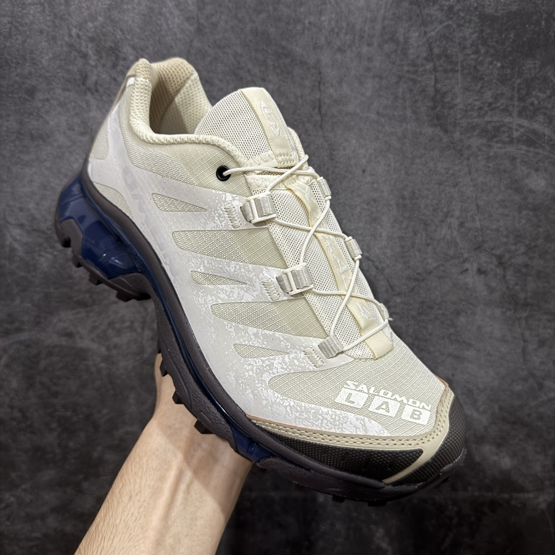 图片[3]-【莞产渠道】Salomon 萨洛蒙 XT-4 OG 复古机能跑鞋 米白棕 478770 经典户外产品 将初代XT 系列越野鞋面与重装徒步QUSET 4D中底融合呈现全新产品 鞋面拥有“SENSIFIT QUICKLACE ”双重组合 搭载 代表性的 4D ADVENCED CHASSIS 鞋底底盘 具备稳定 抓地 防护的综合特性 尺码：36 36.5 37.5 38 38.5 39 40 40.5 41 42 42.5 43 44 44.5 45-选品中心