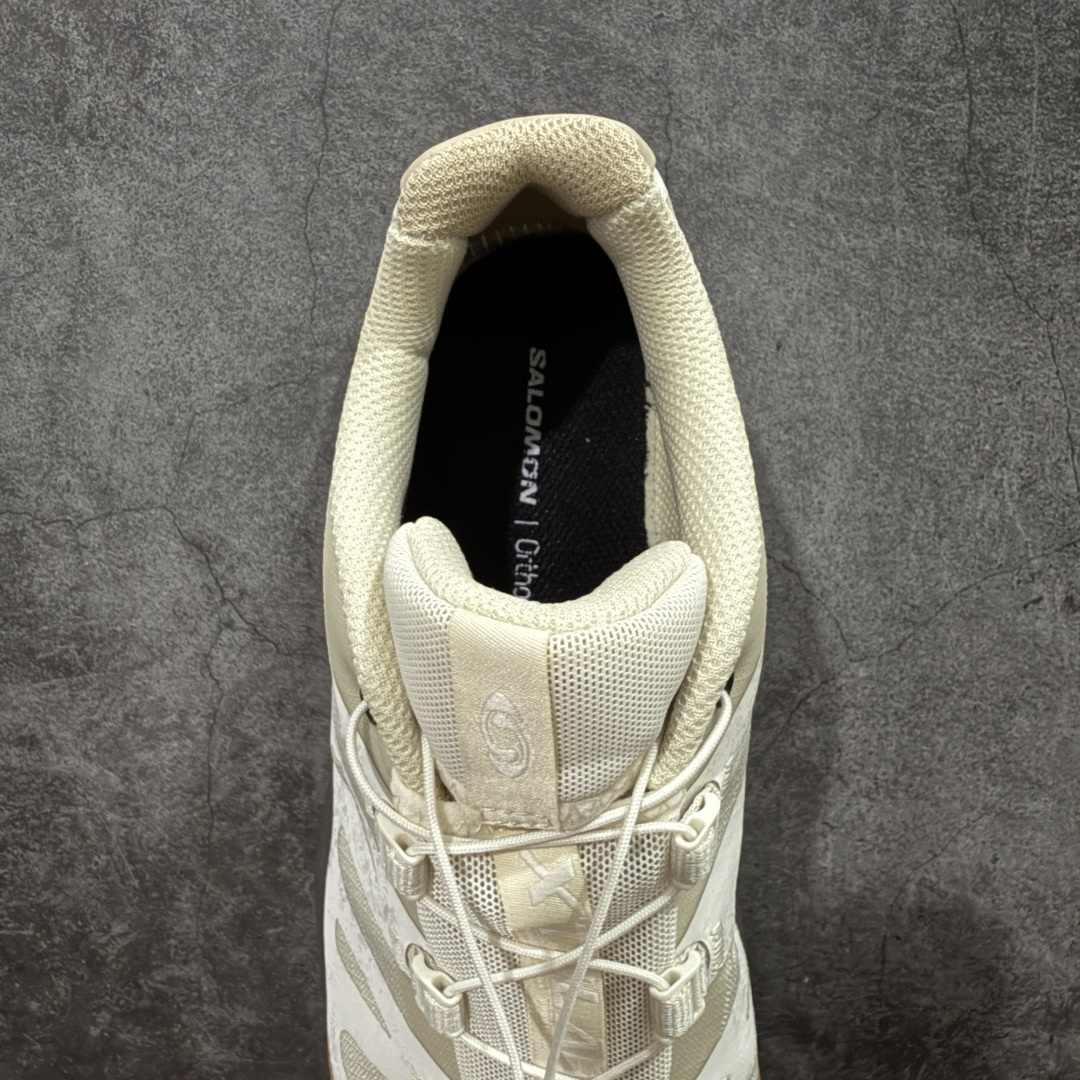 图片[8]-【莞产渠道】Salomon 萨洛蒙 XT-4 OG 复古机能跑鞋 米白棕 478770 经典户外产品 将初代XT 系列越野鞋面与重装徒步QUSET 4D中底融合呈现全新产品 鞋面拥有“SENSIFIT QUICKLACE ”双重组合 搭载 代表性的 4D ADVENCED CHASSIS 鞋底底盘 具备稳定 抓地 防护的综合特性 尺码：36 36.5 37.5 38 38.5 39 40 40.5 41 42 42.5 43 44 44.5 45-选品中心