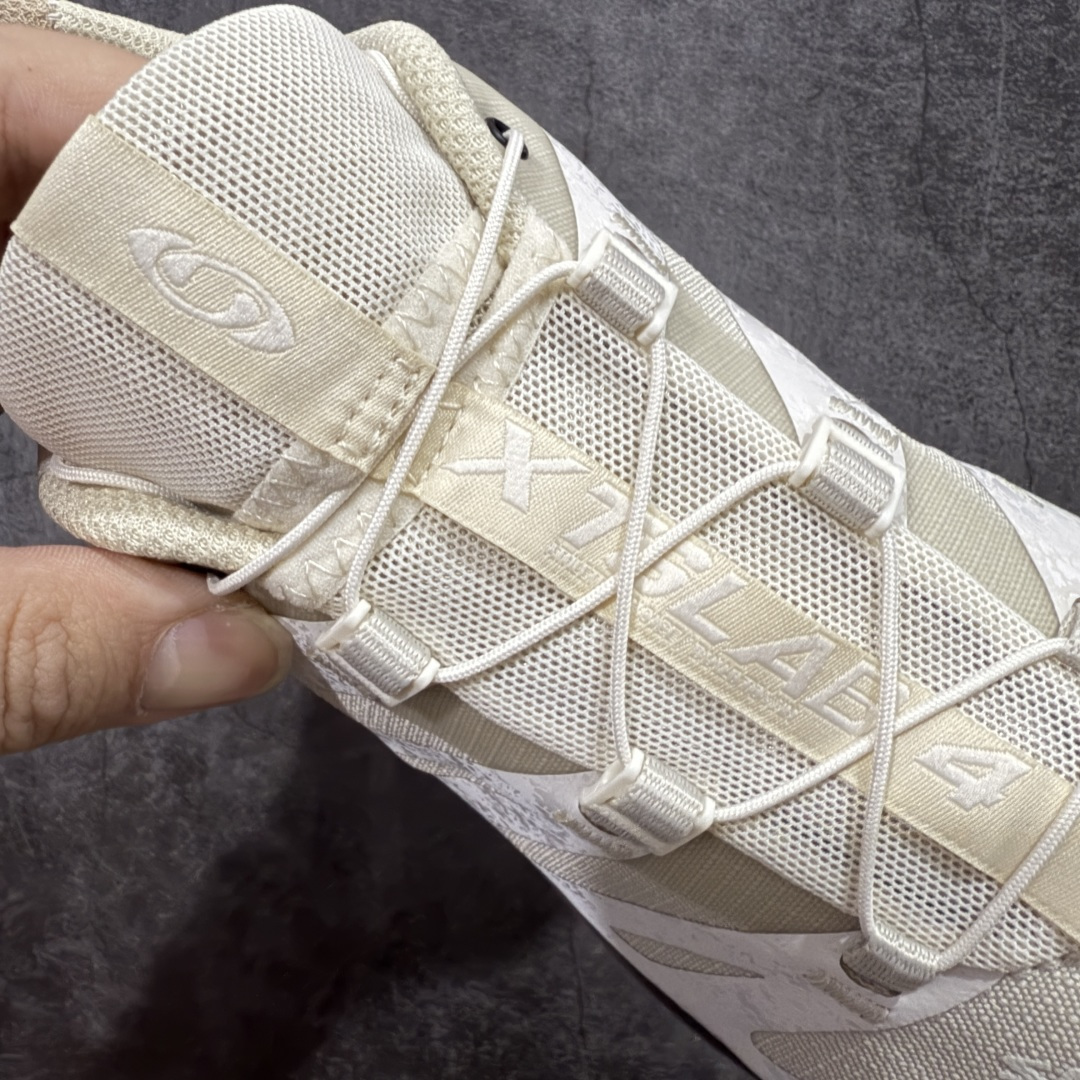 图片[6]-【莞产渠道】Salomon 萨洛蒙 XT-4 OG 复古机能跑鞋 米白棕 478770 经典户外产品 将初代XT 系列越野鞋面与重装徒步QUSET 4D中底融合呈现全新产品 鞋面拥有“SENSIFIT QUICKLACE ”双重组合 搭载 代表性的 4D ADVENCED CHASSIS 鞋底底盘 具备稳定 抓地 防护的综合特性 尺码：36 36.5 37.5 38 38.5 39 40 40.5 41 42 42.5 43 44 44.5 45-选品中心