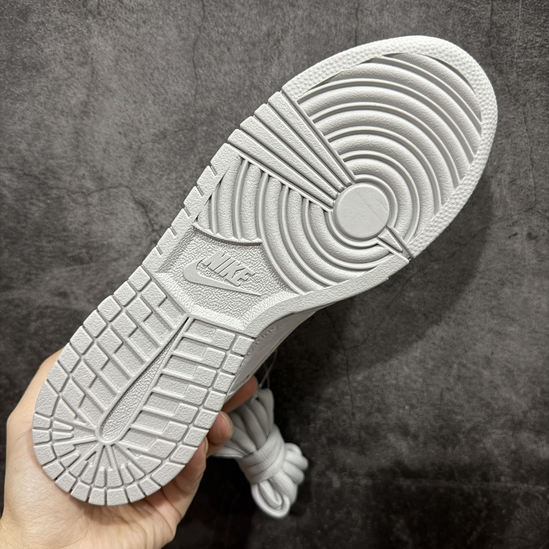 图片[9]-【纯原M版】 Supreme x Nike SB DUNK 低帮联名板鞋 货号：HQ8487-100 国内一线头部大厂出品 高端零售专供品质 全套原厂数据 原厂皮料 原厂辅料打造 德国进口真空加硫定型工艺 一码一模 真实半码 全方位细节全部到位 细节处理比正品更顶！ 尺码：40 40.5 41 42 42.5 43 44 44.5 45 46 47.5-选品中心