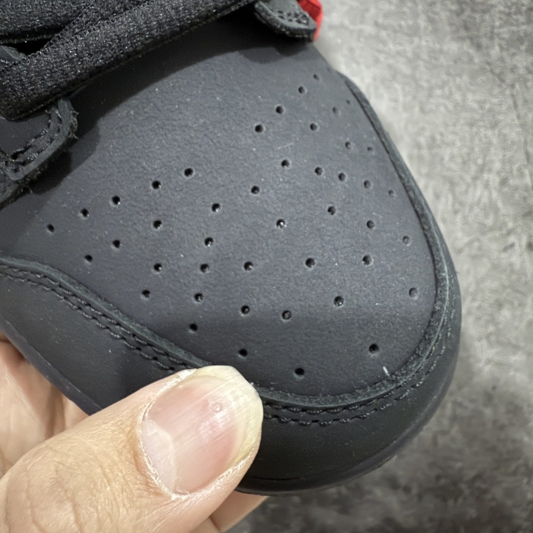 图片[5]-【纯原M版】 Supreme x Nike SB DUNK 低帮联名板鞋 货号：HQ8487-001 国内一线头部大厂出品 高端零售专供品质 全套原厂数据 原厂皮料 原厂辅料打造 德国进口真空加硫定型工艺 一码一模 真实半码 全方位细节全部到位 细节处理比正品更顶！ 尺码：40 40.5 41 42 42.5 43 44 44.5 45 46 47.5-选品中心