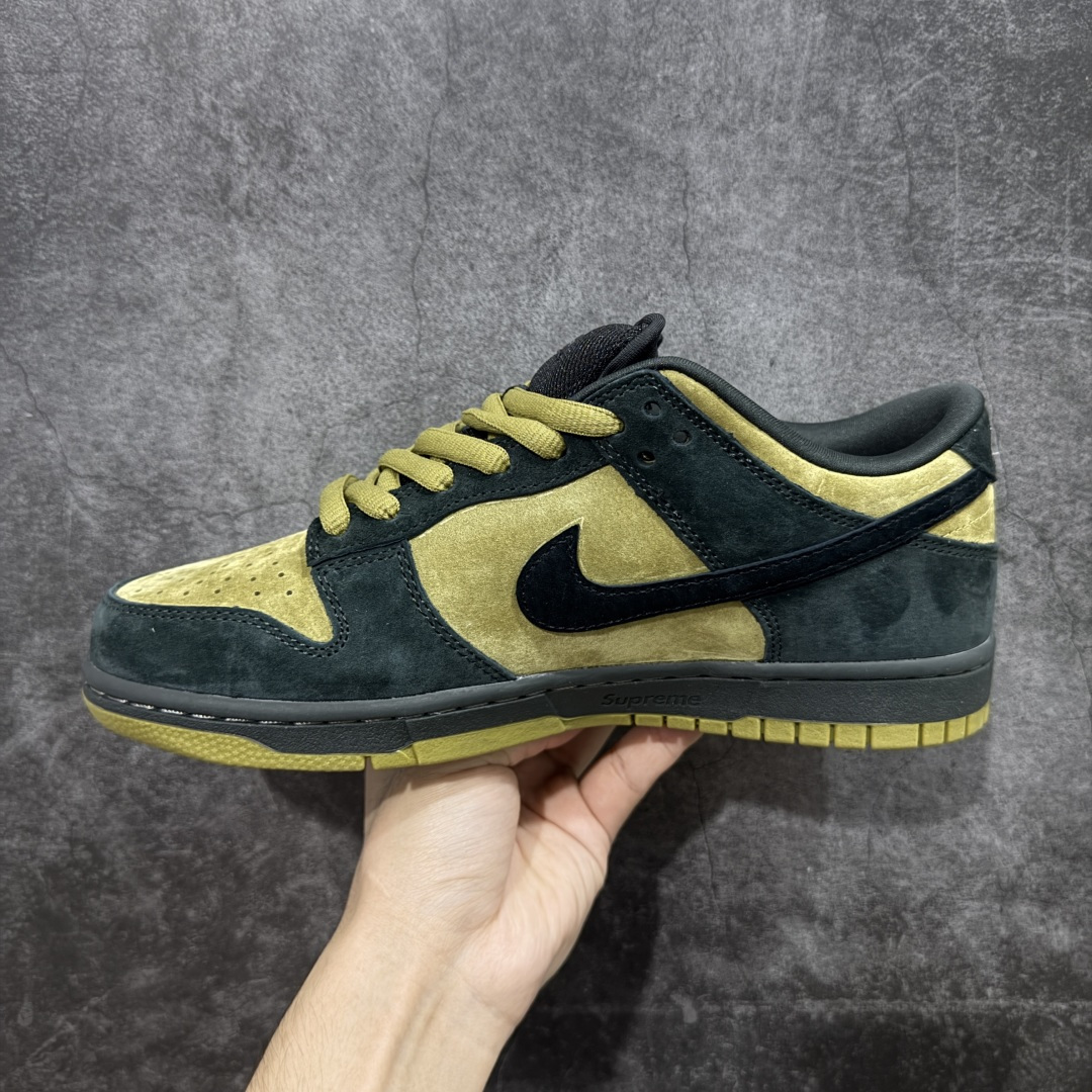 图片[2]-【纯原M版】 Supreme x Nike SB DUNK 低帮联名板鞋 货号：HQ8487-300 国内一线头部大厂出品 高端零售专供品质 全套原厂数据 原厂皮料 原厂辅料打造 德国进口真空加硫定型工艺 一码一模 真实半码 全方位细节全部到位 细节处理比正品更顶！ 尺码：40 40.5 41 42 42.5 43 44 44.5 45 46 47.5-选品中心