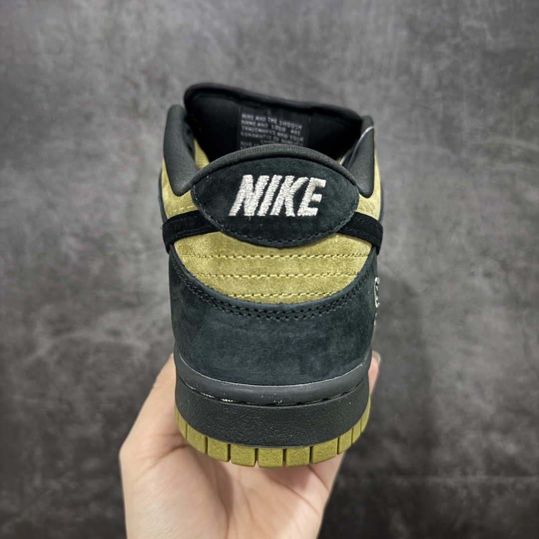 图片[4]-【纯原M版】 Supreme x Nike SB DUNK 低帮联名板鞋 货号：HQ8487-300 国内一线头部大厂出品 高端零售专供品质 全套原厂数据 原厂皮料 原厂辅料打造 德国进口真空加硫定型工艺 一码一模 真实半码 全方位细节全部到位 细节处理比正品更顶！ 尺码：40 40.5 41 42 42.5 43 44 44.5 45 46 47.5-选品中心