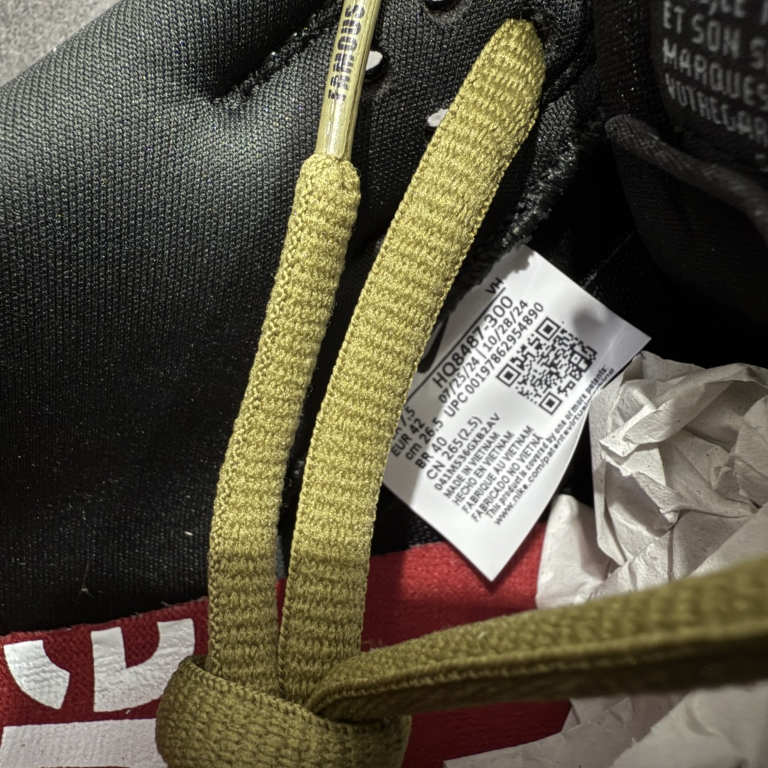 图片[7]-【纯原M版】 Supreme x Nike SB DUNK 低帮联名板鞋 货号：HQ8487-300 国内一线头部大厂出品 高端零售专供品质 全套原厂数据 原厂皮料 原厂辅料打造 德国进口真空加硫定型工艺 一码一模 真实半码 全方位细节全部到位 细节处理比正品更顶！ 尺码：40 40.5 41 42 42.5 43 44 44.5 45 46 47.5-选品中心