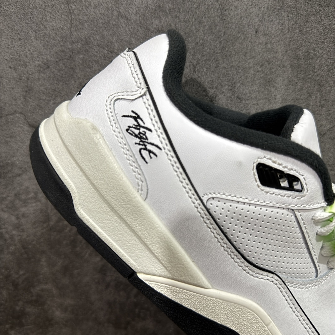 图片[7]-【神版】Air Jordan 4 Retro Flight Court 低帮 黑粉 AJ4 乔丹4代 aj4 乔4 低邦 乔丹篮球鞋系列 目前此系列市场最优版本 头层带半码 区别市场通货 鞋款整体以黑色翻毛皮打造，搭配侧身黑色麂皮框架，鞋舌及后跟Jumpman Logo分别采用黑色、灰色刺绣点缀，后跟侧身Flighth字样也辅以灰色刺绣呈现，秉承轻量化的速度型篮球鞋设计思想完成设计，降低重量的同时提升舒适度，中底延续前作使用了分离式后掌可视化Air Soleb气垫。鞋带孔和后跟鞋提以籃网为造型灵感，将篮球运动巧妙融入到鞋款的设计之中，使鞋身整体富有流动性、节奏感和优雅气质。 货号：HF3255-100 尺码：36 36.5 37.5 38 38.5 39 40 40.5 41 42 42.5 43 44 44.5 45-选品中心