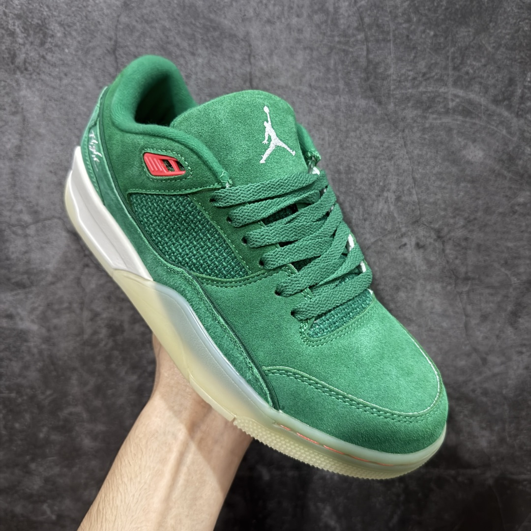 图片[3]-【神版】Air Jordan 4 Retro Flight Court 低帮 黑粉 AJ4 乔丹4代 aj4 乔4 低邦 乔丹篮球鞋系列 目前此系列市场最优版本 头层带半码 区别市场通货 鞋款整体以黑色翻毛皮打造，搭配侧身黑色麂皮框架，鞋舌及后跟Jumpman Logo分别采用黑色、灰色刺绣点缀，后跟侧身Flighth字样也辅以灰色刺绣呈现，秉承轻量化的速度型篮球鞋设计思想完成设计，降低重量的同时提升舒适度，中底延续前作使用了分离式后掌可视化Air Soleb气垫。鞋带孔和后跟鞋提以籃网为造型灵感，将篮球运动巧妙融入到鞋款的设计之中，使鞋身整体富有流动性、节奏感和优雅气质。 货号：HF3255-300 尺码：36 36.5 37.5 38 38.5 39 40 40.5 41 42 42.5 43 44 44.5 45-选品中心