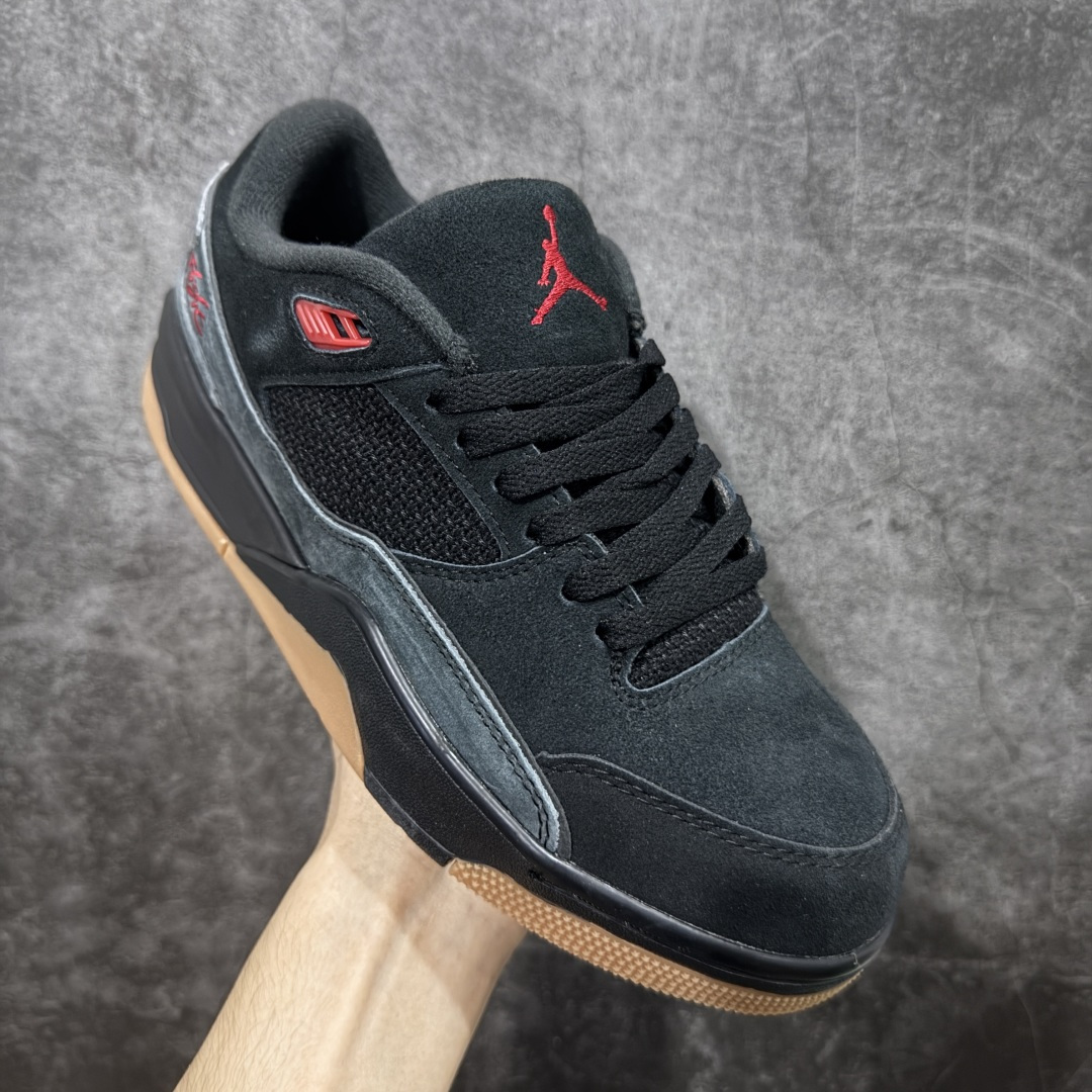 图片[3]-【神版】Air Jordan 4 Retro Flight Court 低帮 黑粉 AJ4 乔丹4代 aj4 乔4 低邦 黑粉 乔丹篮球鞋系列 目前此系列市场最优版本 头层带半码 区别市场通货 鞋款整体以黑色翻毛皮打造，搭配侧身黑色麂皮框架，鞋舌及后跟Jumpman Logo分别采用黑色、灰色刺绣点缀，后跟侧身Flighth字样也辅以灰色刺绣呈现，秉承轻量化的速度型篮球鞋设计思想完成设计，降低重量的同时提升舒适度，中底延续前作使用了分离式后掌可视化Air Soleb气垫。鞋带孔和后跟鞋提以籃网为造型灵感，将篮球运动巧妙融入到鞋款的设计之中，使鞋身整体富有流动性、节奏感和优雅气质。 货号：HF3255-001 尺码：36 36.5 37.5 38 38.5 39 40 40.5 41 42 42.5 43 44 44.5 45-选品中心