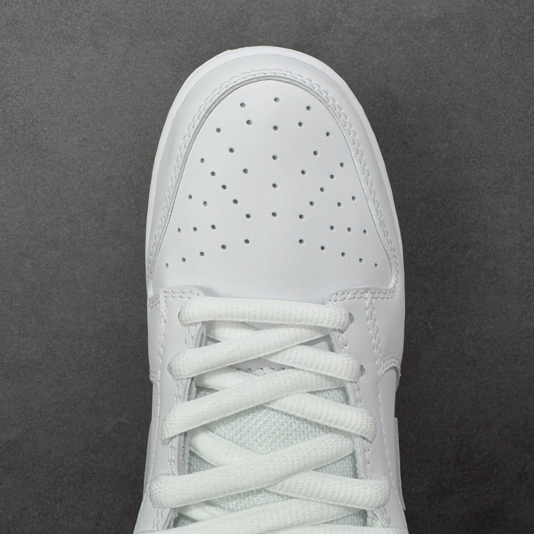 图片[8]-【公司级】Supreme x NK Dunk Low 低帮Sup联名 专业dunk大厂出品 品质第一梯队 原材料麂皮打造 原鞋开发 版型完美 全新 Supreme × Nike SB Dunk Low “94” Pack 终于要了 后跟“94”标注Supreme创立年份，中底联名Logo 情怀系列 货号：HQ8487-100 尺码：36-46带半码 编码：YBB260270-选品中心