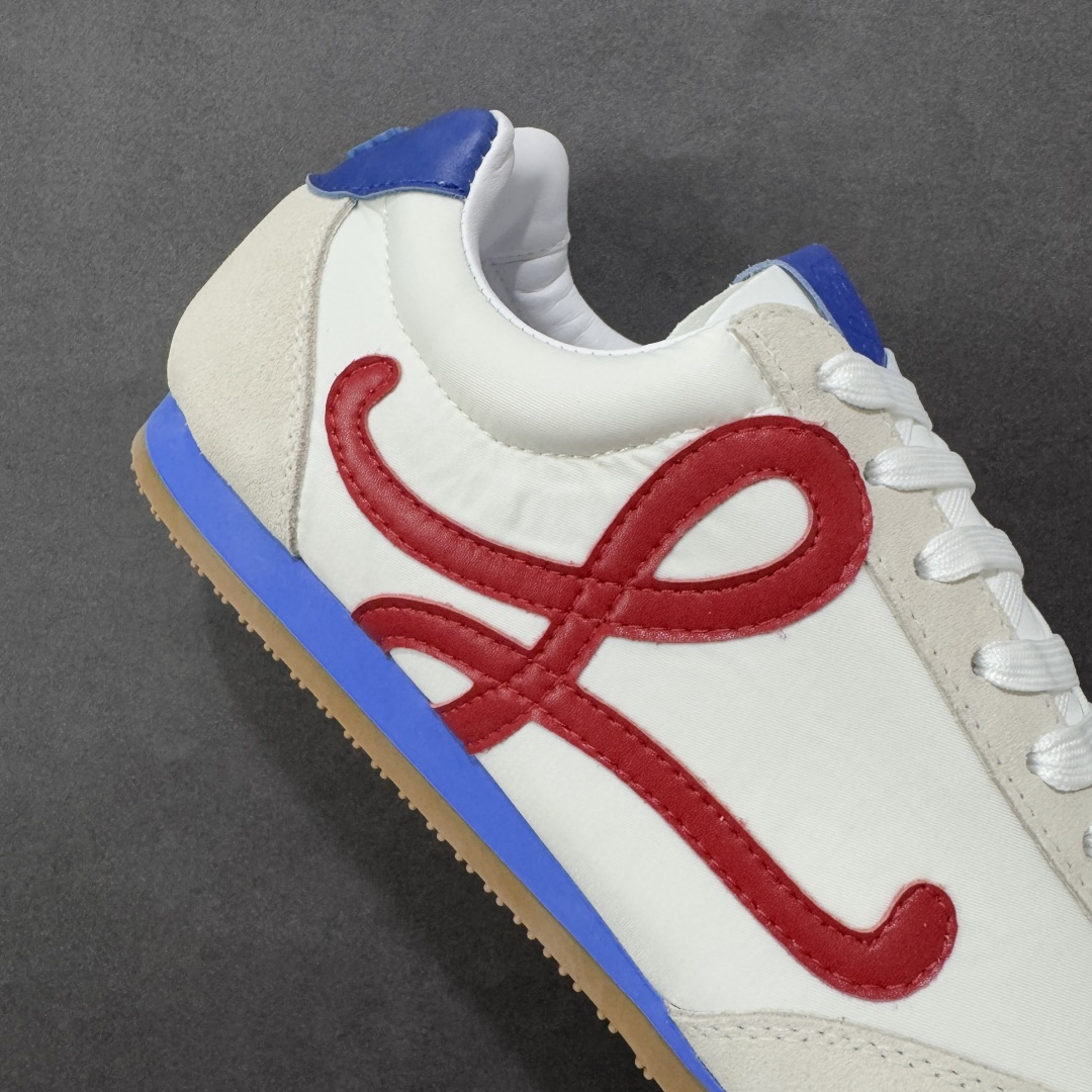 图片[6]-【公司级礼盒版】罗意威LOEWE 2025 Ballet Runner2.0 新款芭蕾舞鞋 双层精美礼盒包装 细节完美 裁边清洁度超高 无毛边 版型和材质均1比1复刻 内里头层皮料 价格合理不杀猪 中端版本品质💪🏻 尺码 35-45-选品中心