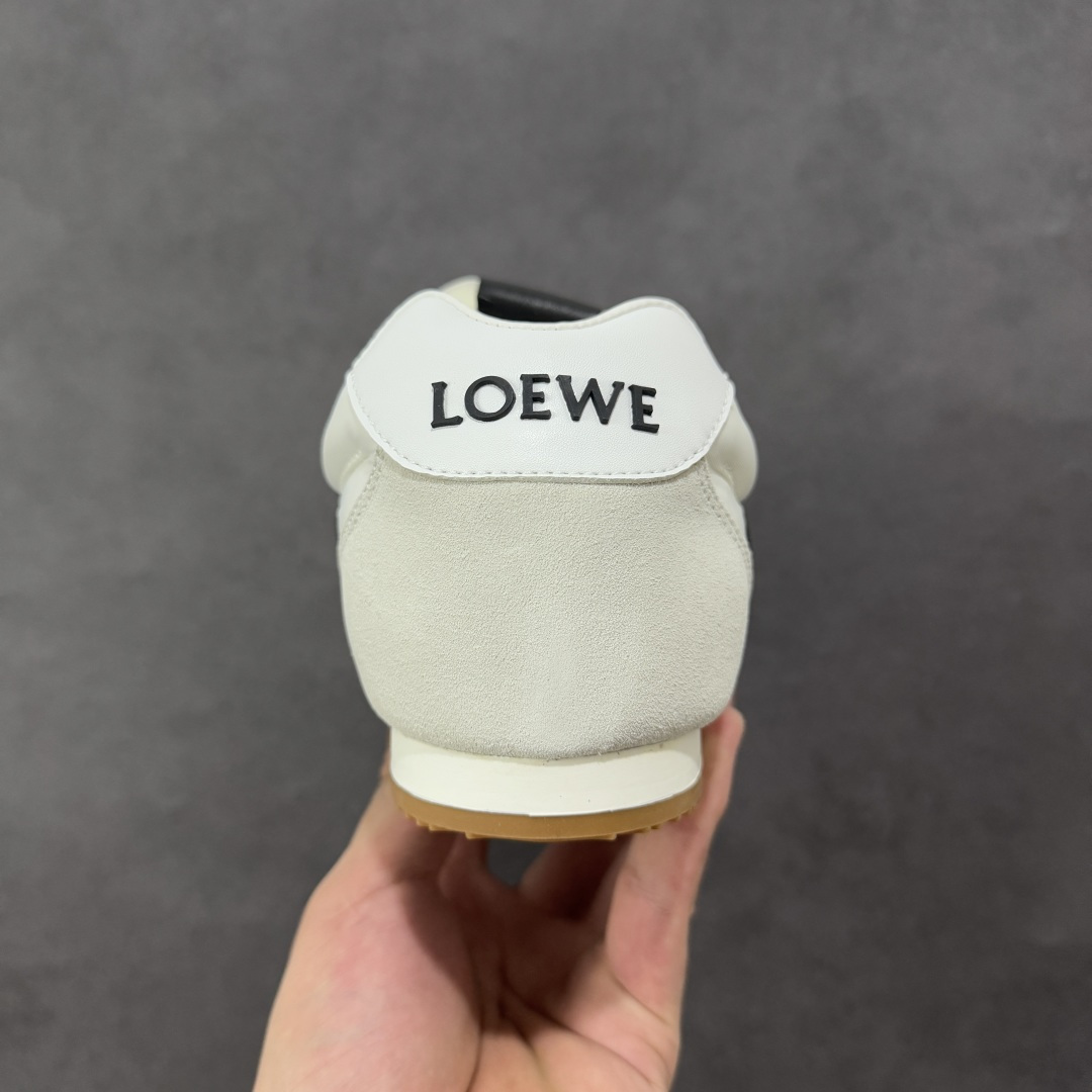 图片[4]-【公司级礼盒版】罗意威LOEWE 2025 Ballet Runner2.0 新款芭蕾舞鞋 双层精美礼盒包装 细节完美 裁边清洁度超高 无毛边 版型和材质均1比1复刻 内里头层皮料 价格合理不杀猪 中端版本品质💪🏻 尺码 35-45-选品中心