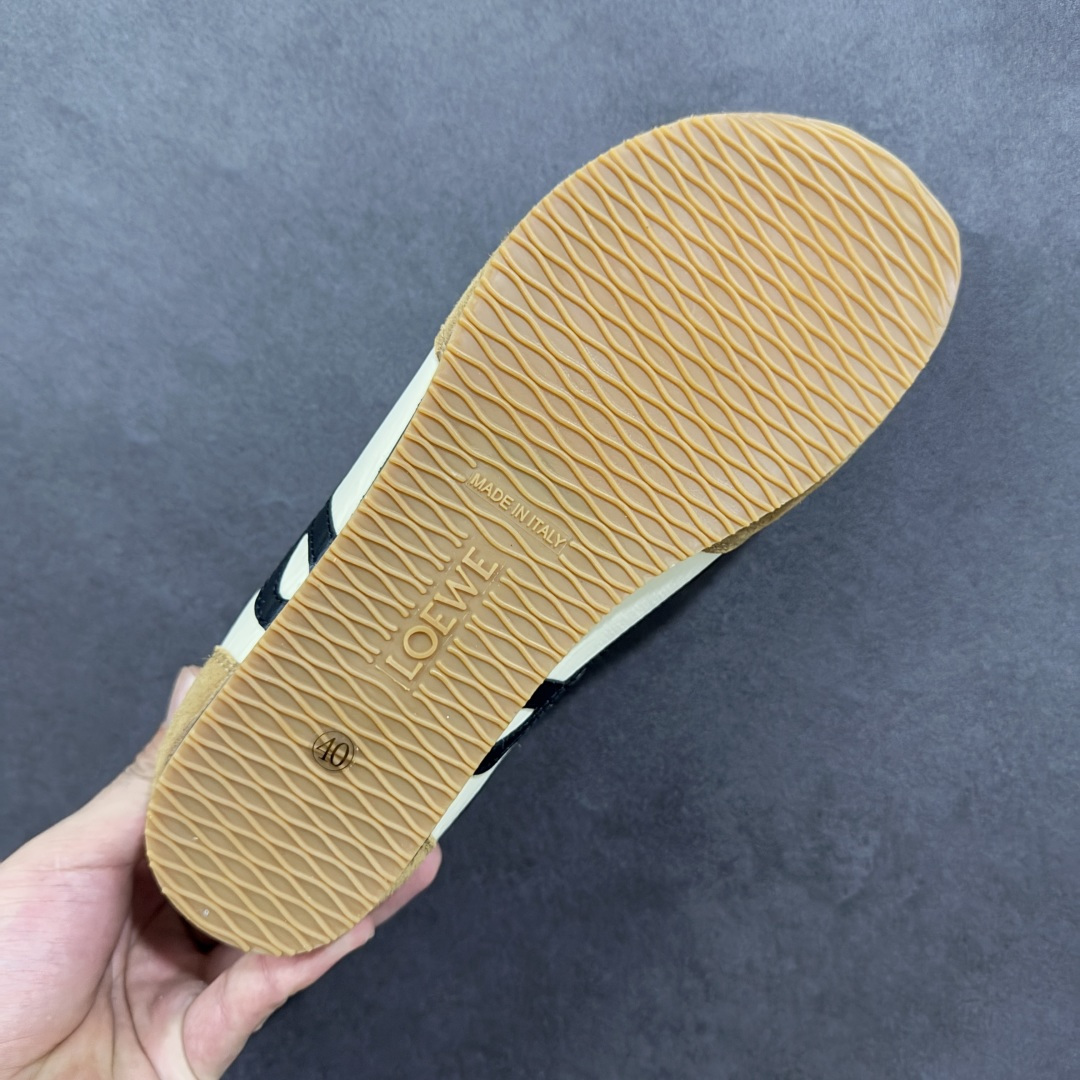 图片[9]-【公司级礼盒版】罗意威LOEWE 2025 Ballet Runner2.0 新款芭蕾舞鞋 双层精美礼盒包装 细节完美 裁边清洁度超高 无毛边 版型和材质均1比1复刻 内里头层皮料 价格合理不杀猪 中端版本品质💪🏻 尺码 35-45-选品中心