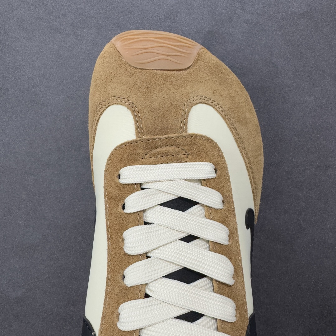 图片[8]-【公司级礼盒版】罗意威LOEWE 2025 Ballet Runner2.0 新款芭蕾舞鞋 双层精美礼盒包装 细节完美 裁边清洁度超高 无毛边 版型和材质均1比1复刻 内里头层皮料 价格合理不杀猪 中端版本品质💪🏻 尺码 35-45-选品中心