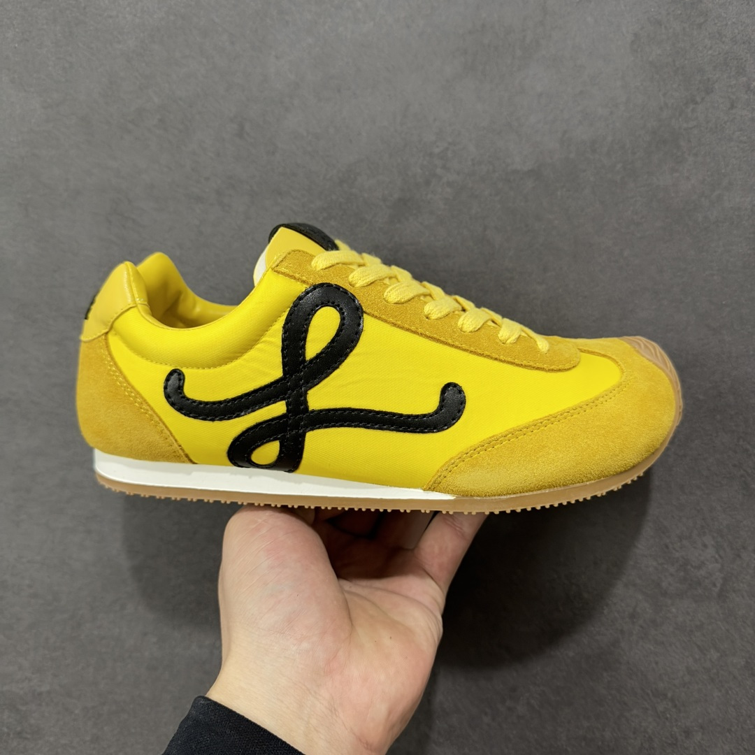 【公司级礼盒版】罗意威LOEWE 2025 Ballet Runner2.0 新款芭蕾舞鞋 双层精美礼盒包装 细节完美 裁边清洁度超高 无毛边 版型和材质均1比1复刻 内里头层皮料 价格合理不杀猪 中端版本品质💪🏻 尺码 35-40-选品中心