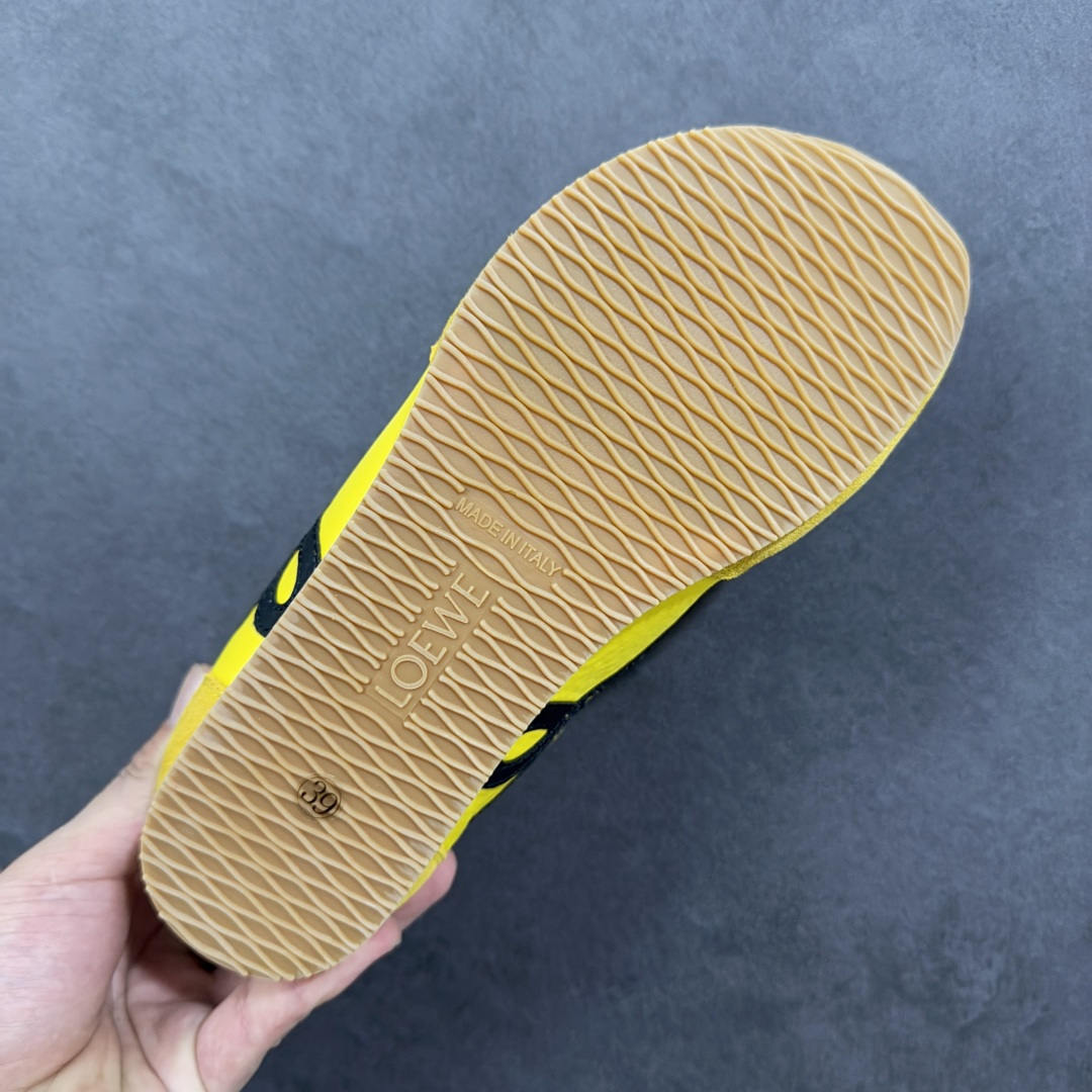 图片[9]-【公司级礼盒版】罗意威LOEWE 2025 Ballet Runner2.0 新款芭蕾舞鞋 双层精美礼盒包装 细节完美 裁边清洁度超高 无毛边 版型和材质均1比1复刻 内里头层皮料 价格合理不杀猪 中端版本品质💪🏻 尺码 35-40-选品中心