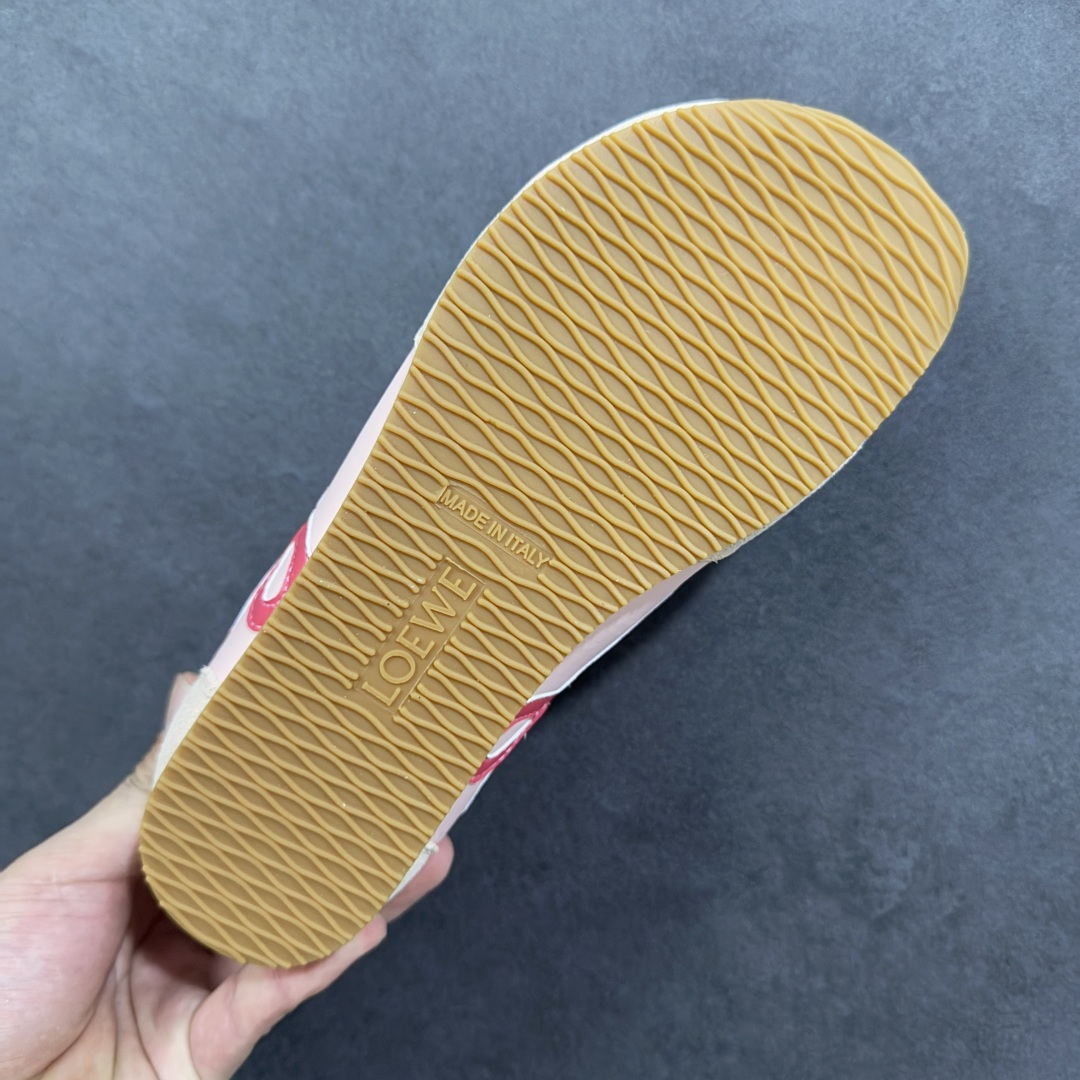 图片[9]-【公司级礼盒版】罗意威LOEWE 2025 Ballet Runner2.0 新款芭蕾舞鞋 双层精美礼盒包装 细节完美 裁边清洁度超高 无毛边 版型和材质均1比1复刻 内里头层皮料 价格合理不杀猪 中端版本品质💪🏻 尺码 35-40-选品中心