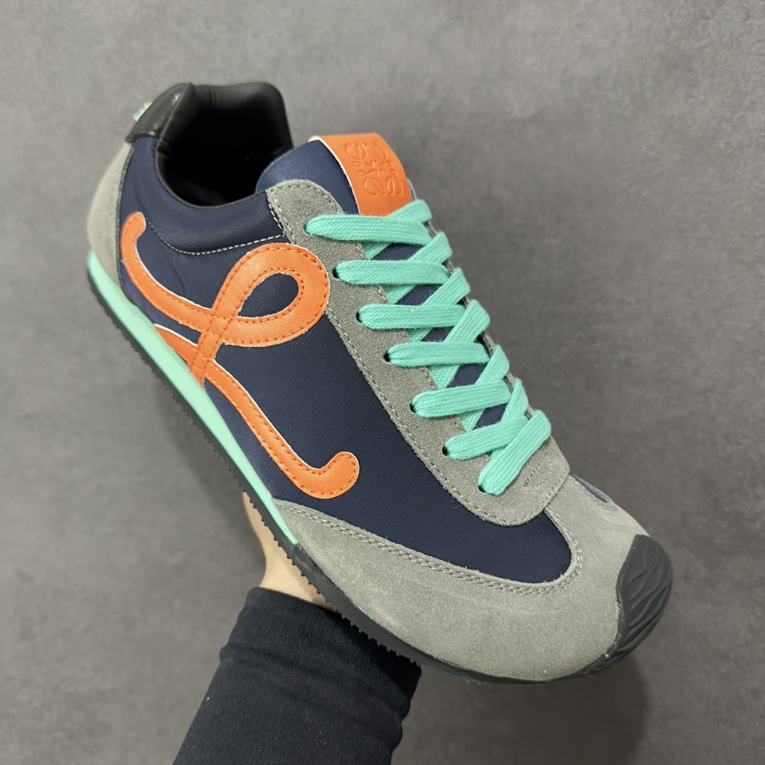 图片[3]-【公司级礼盒版】罗意威LOEWE 2025 Ballet Runner2.0 新款芭蕾舞鞋 双层精美礼盒包装 细节完美 裁边清洁度超高 无毛边 版型和材质均1比1复刻 内里头层皮料 价格合理不杀猪 中端版本品质💪🏻 尺码 35-45-选品中心