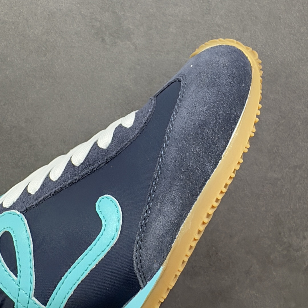 图片[5]-【公司级礼盒版】罗意威LOEWE 2025 Ballet Runner2.0 新款芭蕾舞鞋 双层精美礼盒包装 细节完美 裁边清洁度超高 无毛边 版型和材质均1比1复刻 内里头层皮料 价格合理不杀猪 中端版本品质💪🏻 尺码 35-40-选品中心