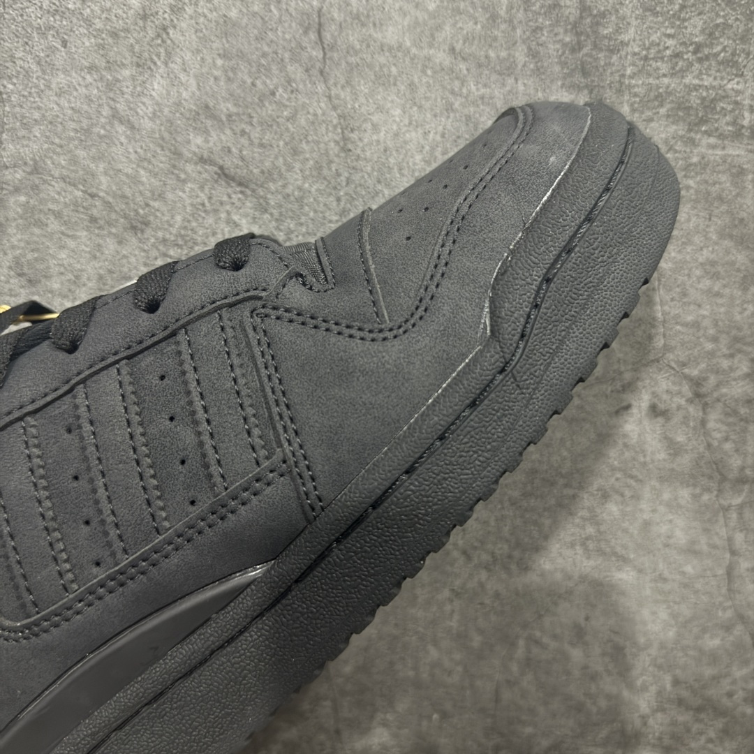 图片[6]-【纯原版】AD Forum 84 Low OG 低帮百搭潮流休闲运动板鞋 ID0990 全套原纸板楦头开发 市场最新版 头层皮料加持 以复古篮球鞋的外形为基础 采用皮革拼接 简约百搭 更加贴合舒适 中底内侧网格造型起到点睛之笔 外底橡胶 更显复古 尺码：36 36.5 37.5 38 38.5 39 40 40.5 41 42 42.5 43 44 44.5 45-选品中心