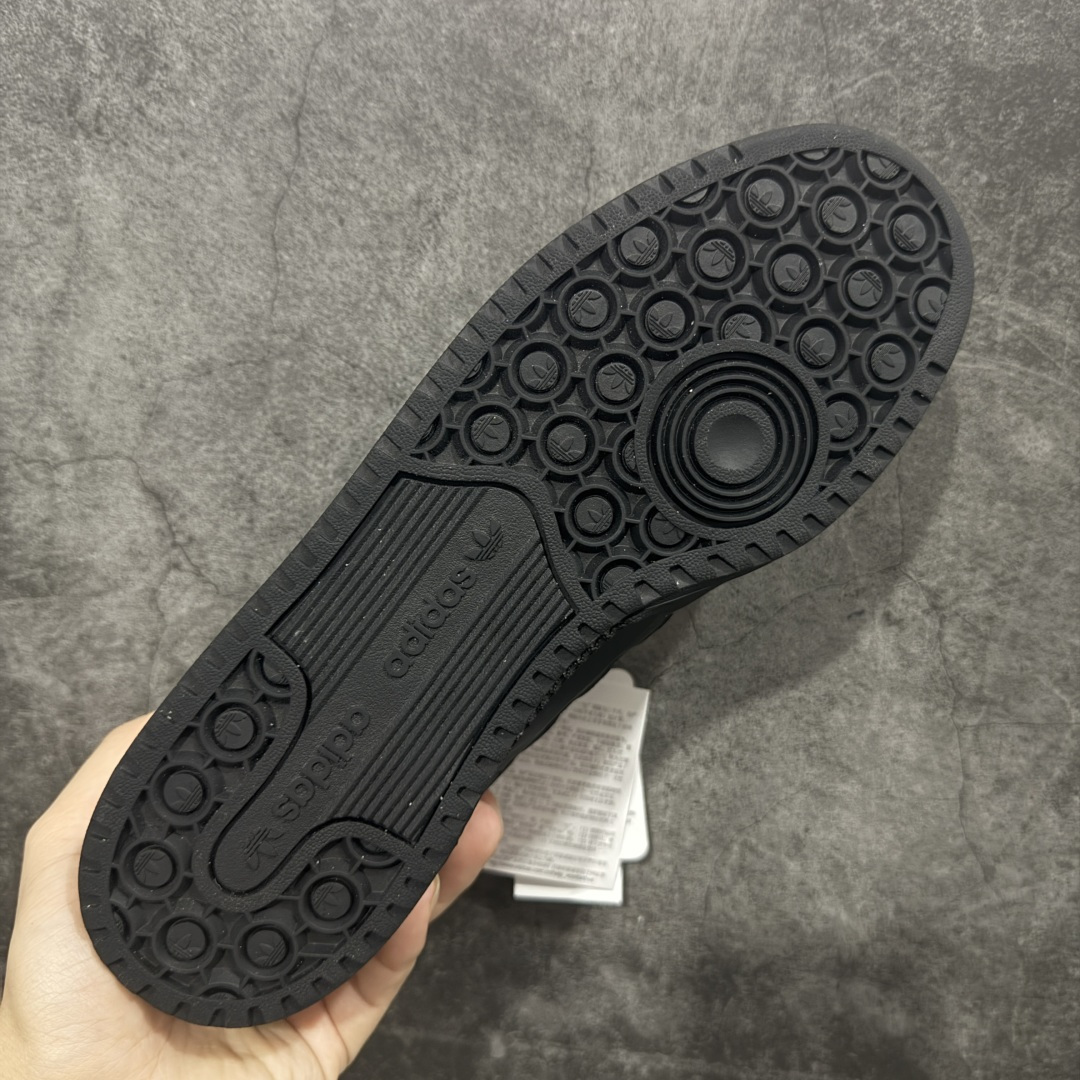 图片[9]-【纯原版】AD Forum 84 Low OG 低帮百搭潮流休闲运动板鞋 ID0990 全套原纸板楦头开发 市场最新版 头层皮料加持 以复古篮球鞋的外形为基础 采用皮革拼接 简约百搭 更加贴合舒适 中底内侧网格造型起到点睛之笔 外底橡胶 更显复古 尺码：36 36.5 37.5 38 38.5 39 40 40.5 41 42 42.5 43 44 44.5 45-选品中心