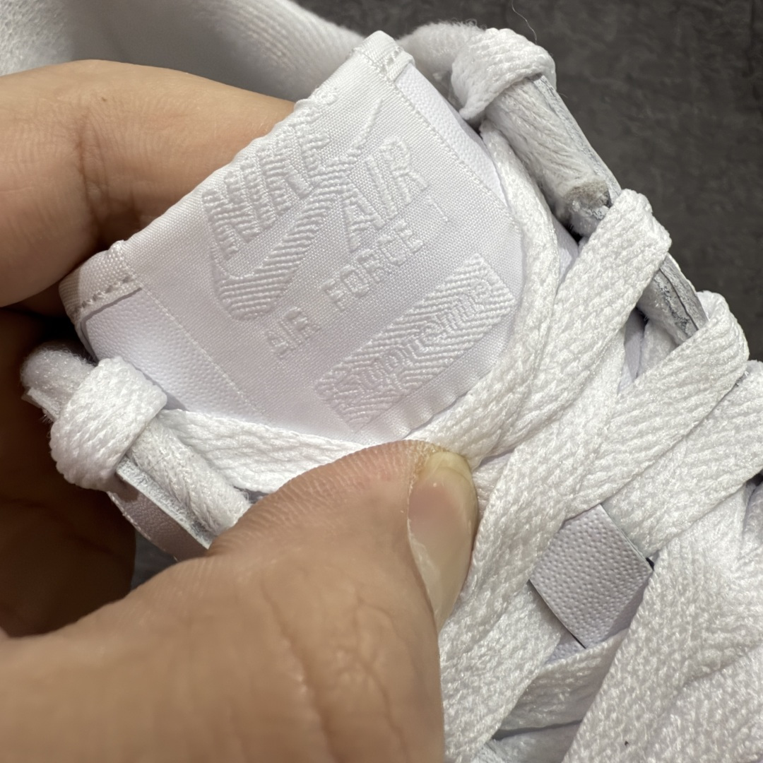 图片[6]-【GX2.0版本】Supreme x NK Air Force 1 Low \’07 空军一号低帮经典板鞋 联名白红 CU9225-100 经典老鞋 完美复刻 不规则波浪大底咬花 全鞋电脑针车 工整有序 视觉效果满分 原厂拉帮手法 标准四线 密度针距针孔大小控制到位 原装反口里网布海绵 正确卡色网眼大小 新版鞋撑改用纸团代替 原厂港宝加持完美还原灵魂版型 原盒原配从里到外百分百还原 原厂全头层原厂皮料 原标原盒 内置Sole气垫 中底白色背胶 中底划线 已经无限的接近公司 原厂楦头 原厂刺绣 后跟弧度修正 独家私模最大开发到48.5 尺码：35.5 36 37.5 38 38.5 39 40 40.5 41 42 42.5 43 44 44.5 45 46 47.5 48.5-选品中心