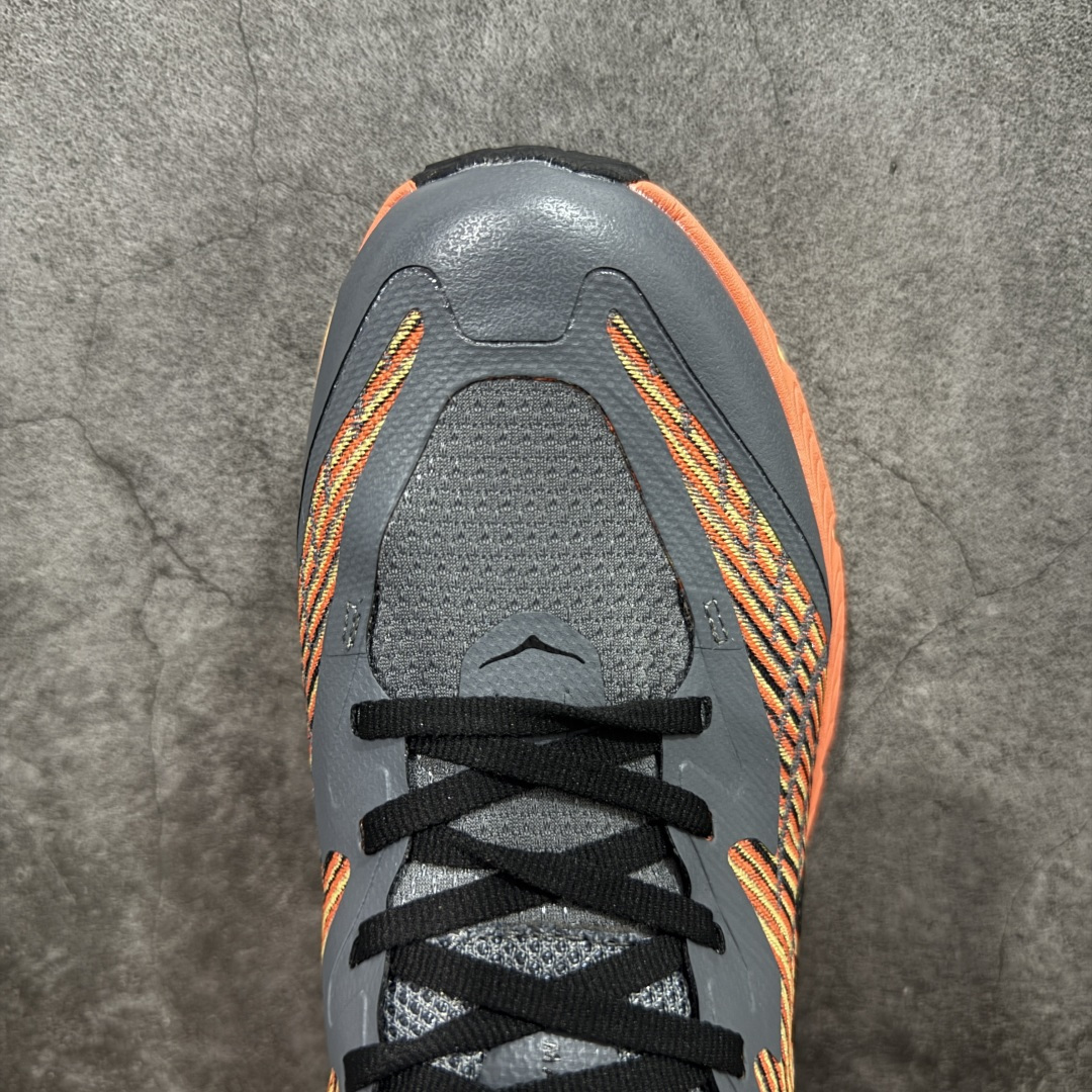 图片[5]-【正确组合底版本】HOKA ONE ONE Mafate Speed 4 飞速玛法特4代系列低帮轻量户外越野休闲运动慢跑鞋 HOKA ONE ONE是来自美国的跑步鞋知名品牌，创立于2009年，始终致力于为所有跑者提供更新、更好的跑步装备。相比常规跑鞋，HOKA ONE ONE特别研发使用性能独特的几何形跑鞋中底，此种鞋底更厚、更高、回弹性也更好，除了卓越的缓冲性能，它还能为各种阶段的跑者带来更具动感、更加稳定的跑步体验。HOKAONE ONE从设计之初就清楚意识到，要保证跑者步幅的均匀一致，双脚自然而然的运动至关重要。尺码：36 36.5 37.5 38 39 40 40.5 41 42 42.5 43 44 45 46-选品中心